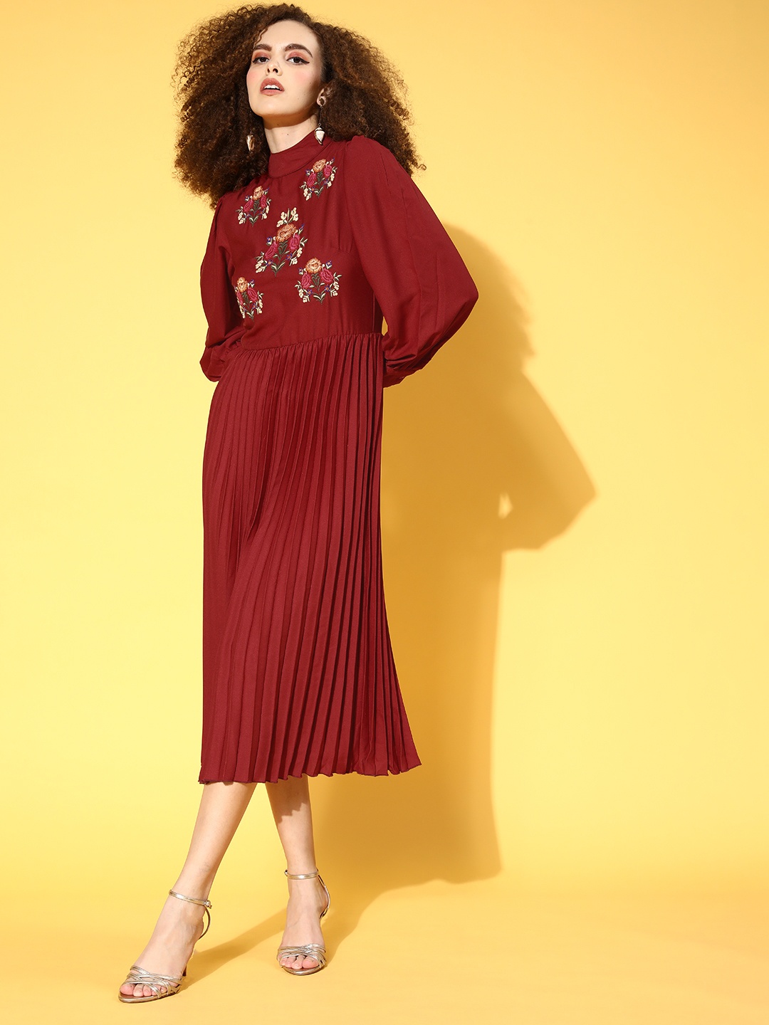 

plusS Women Burgundy Floral Vacay Attire