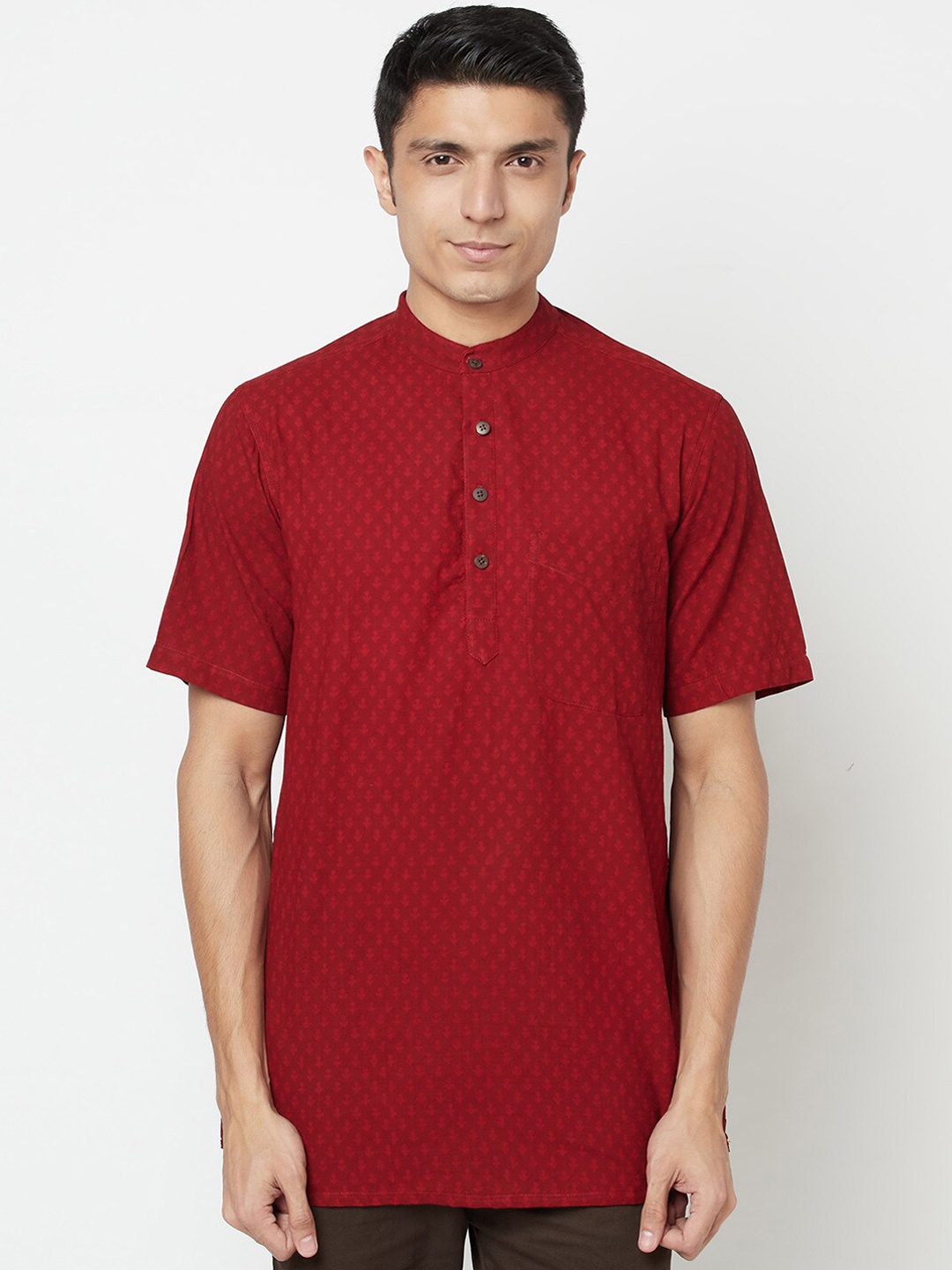 

Fabindia Men Red Solid Cotton Kurta