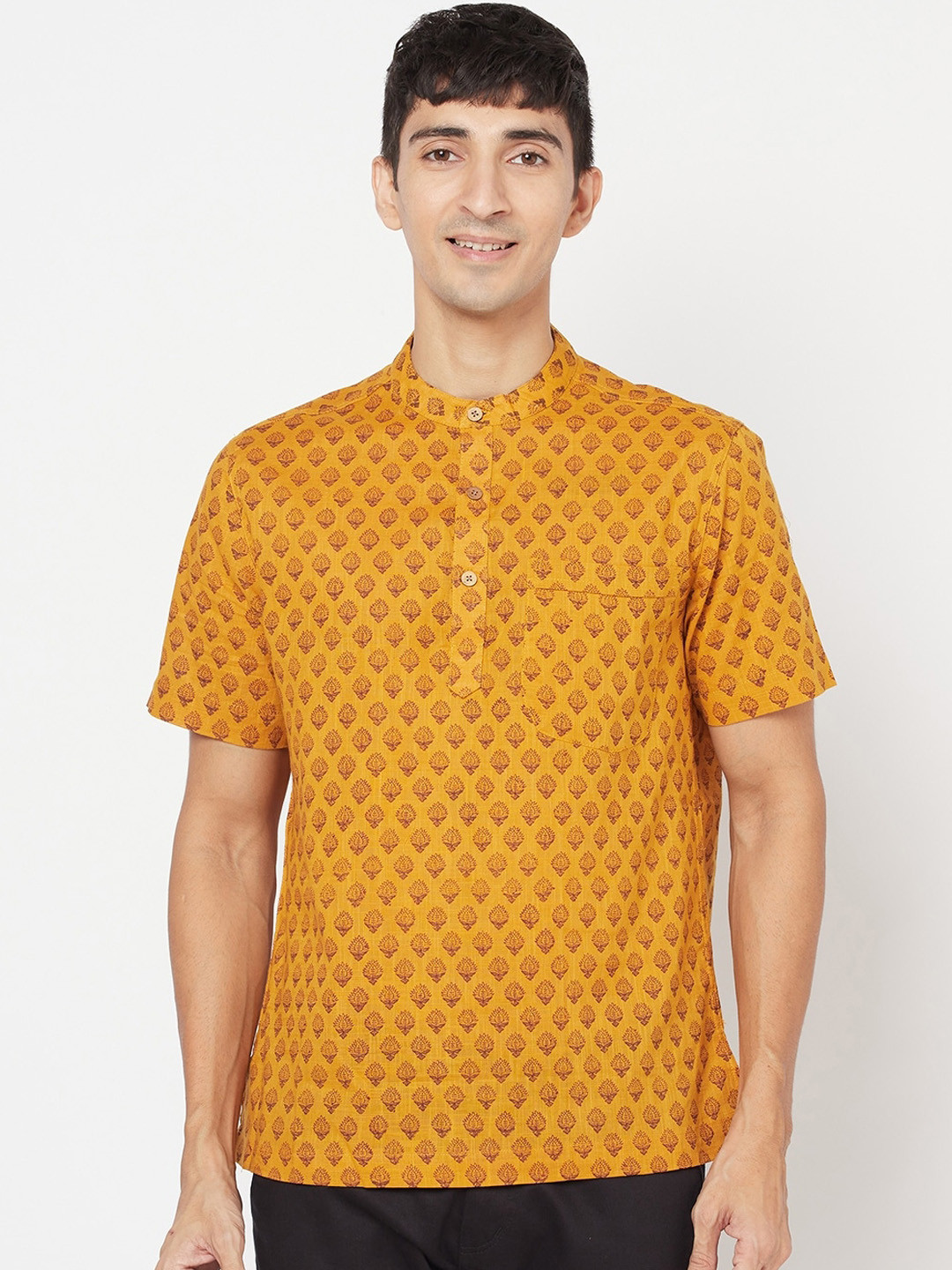 

Fabindia Men Yellow Ethnic Motifs Printed Kurta