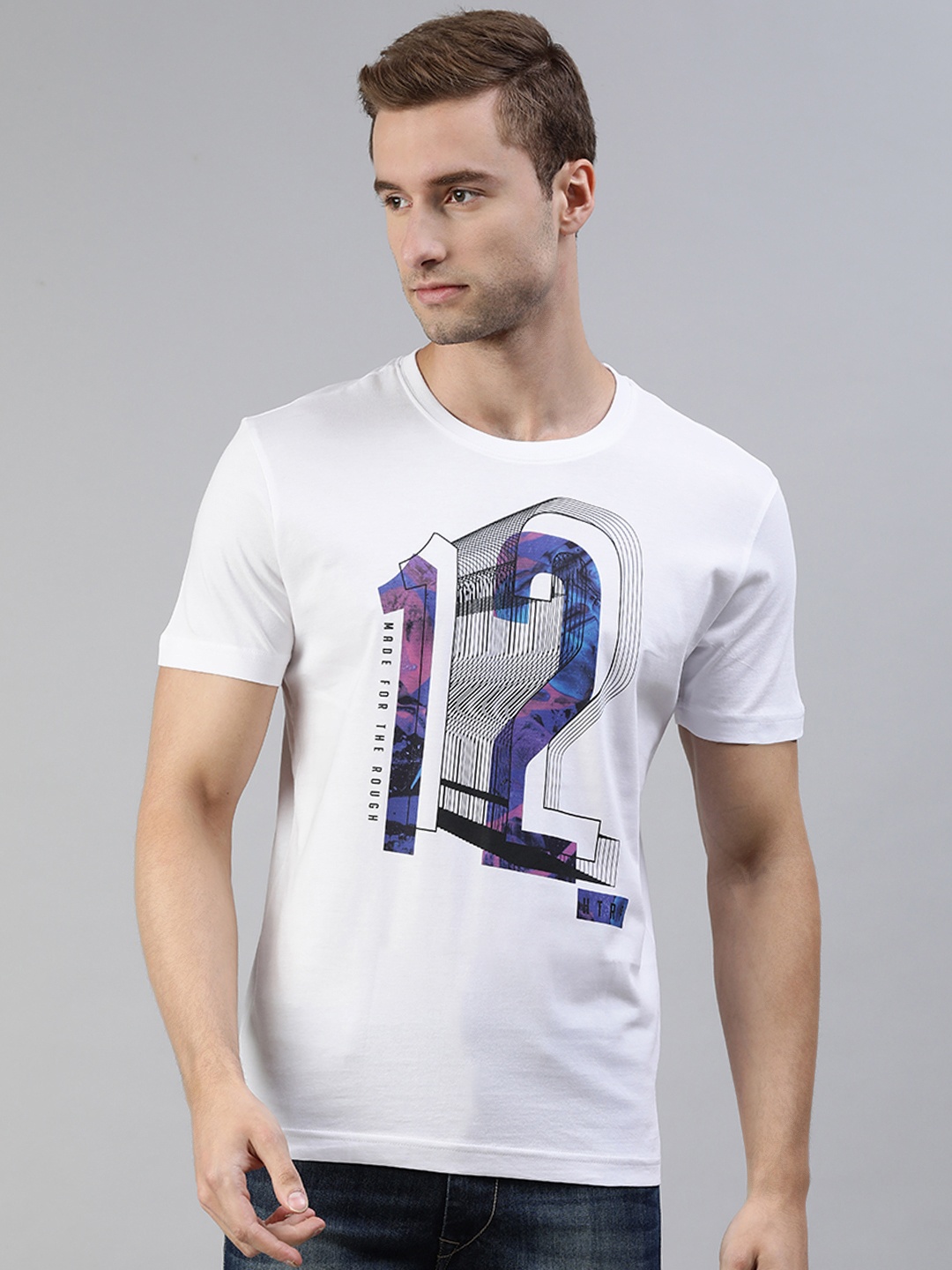 

Huetrap Men White & Blue Printed Pure Cotton T-shirt