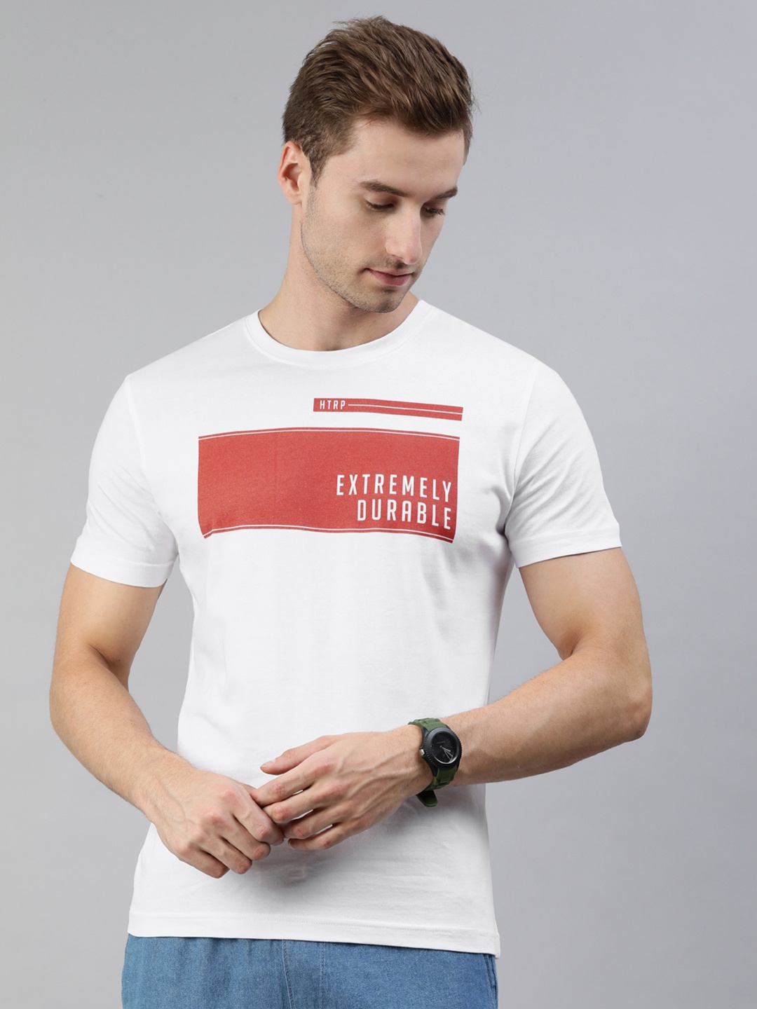 

Huetrap Men White & Red Typography Printed Cotton T-shirt
