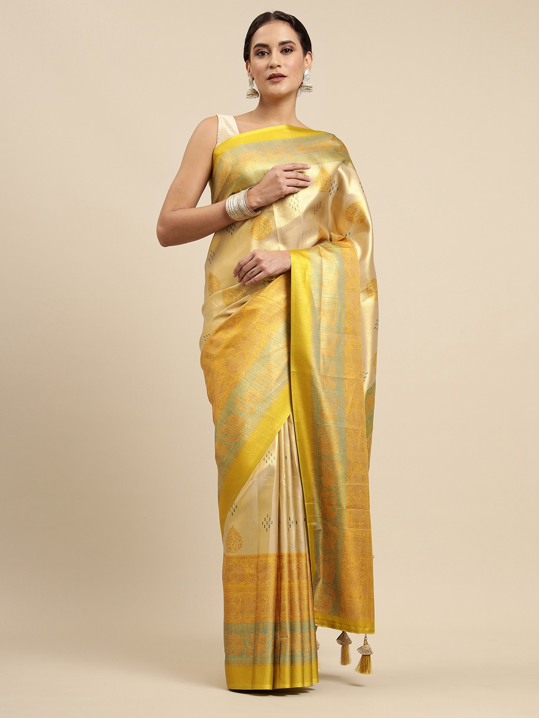 

CliqSilk Golden Printed Kanjeevaram Saree, Gold