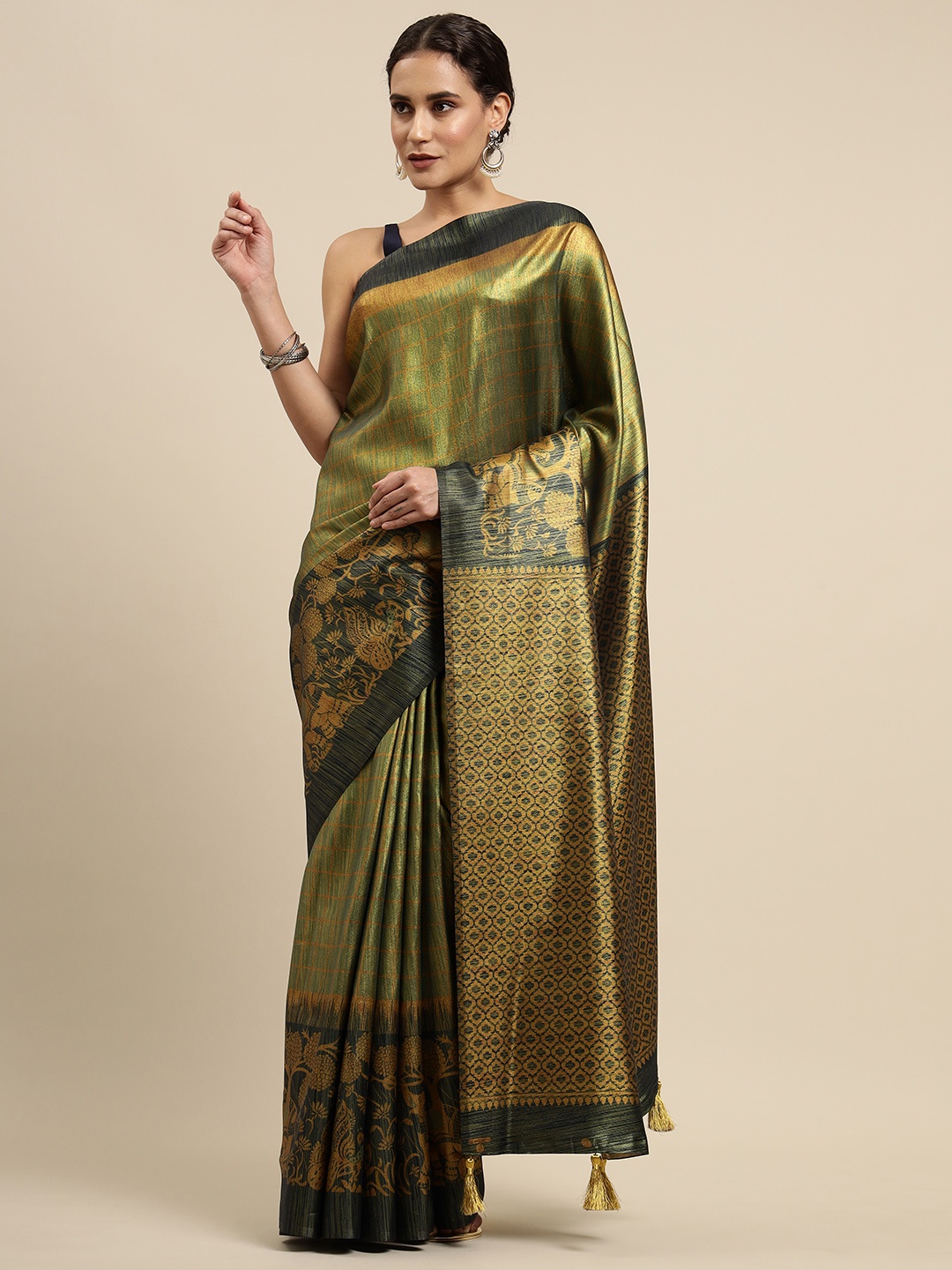 

CliqSilk Green Checked Kanjeevaram Saree