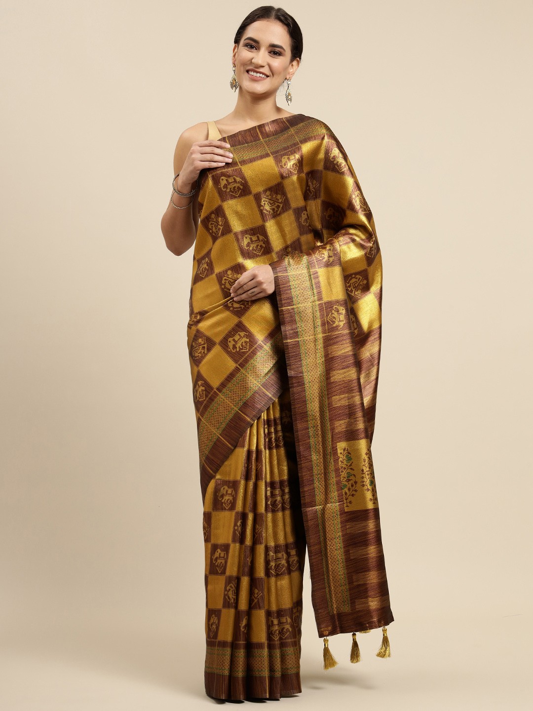 

CliqSilk Golden & Maroon Printed Patola Saree, Gold