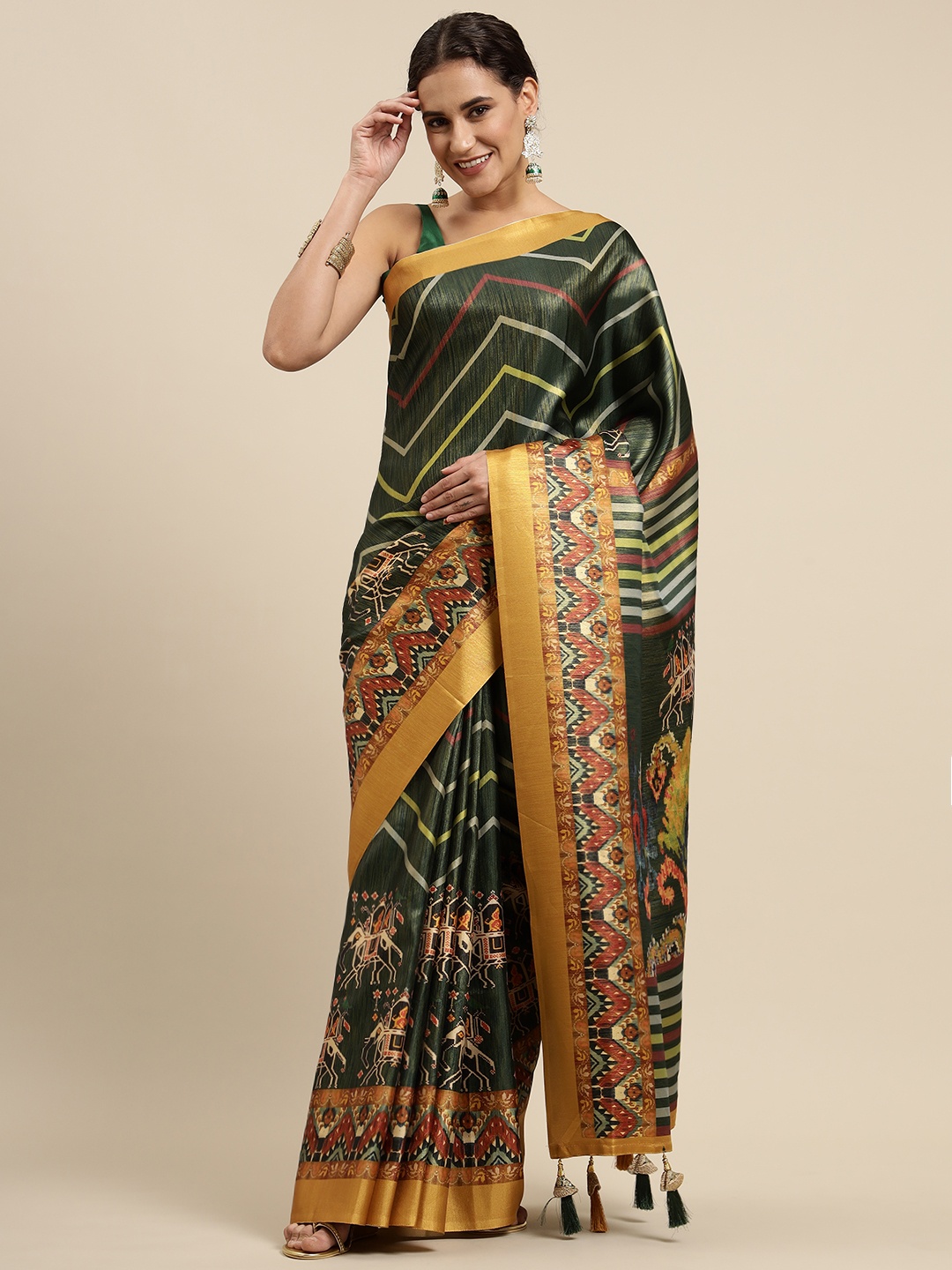 

CliqSilk Green Printed Ikat Saree