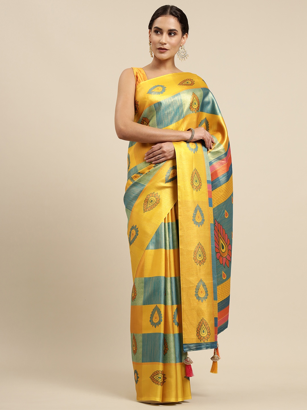 

CliqSilk Yellow & Blue Printed Saree