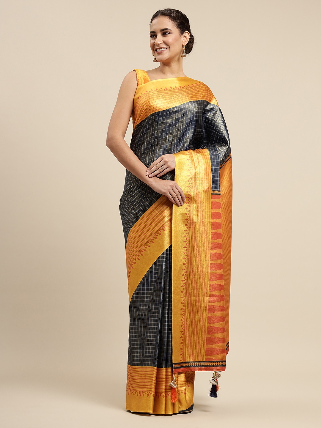

CliqSilk Navy Blue Checked Kanjeevaram Saree