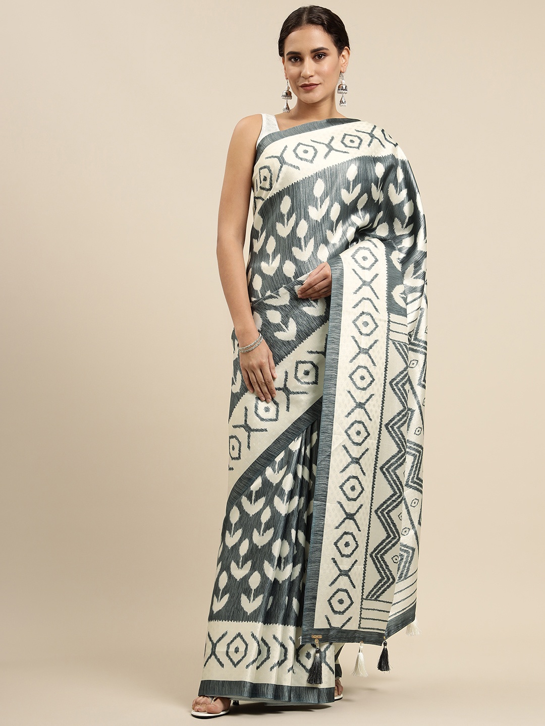 

CliqSilk Charcoal & White Ethnic Motifs Woven Design Ikat Saree