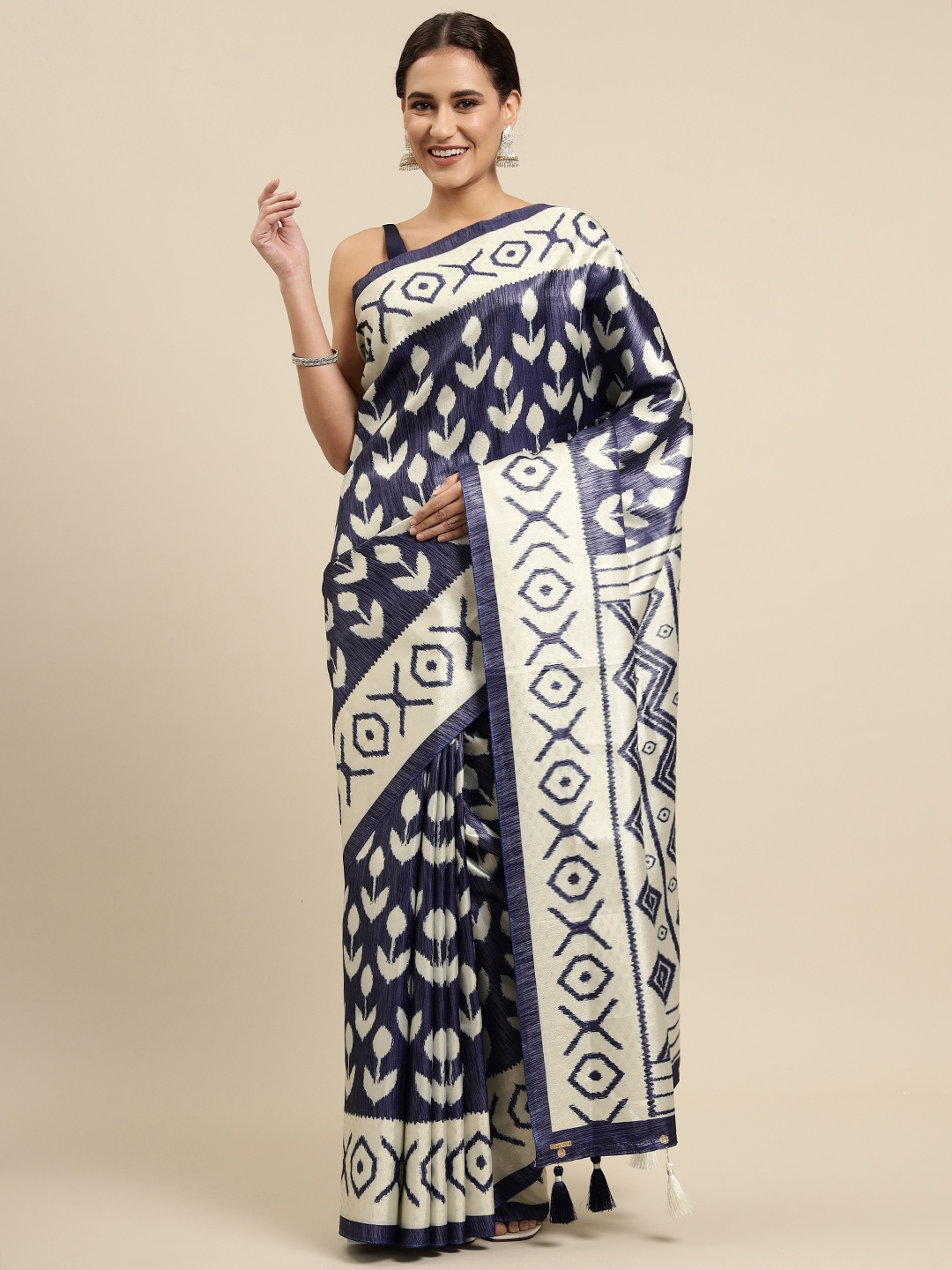 

CliqSilk Navy Blue & Off White Printed Ikat Saree