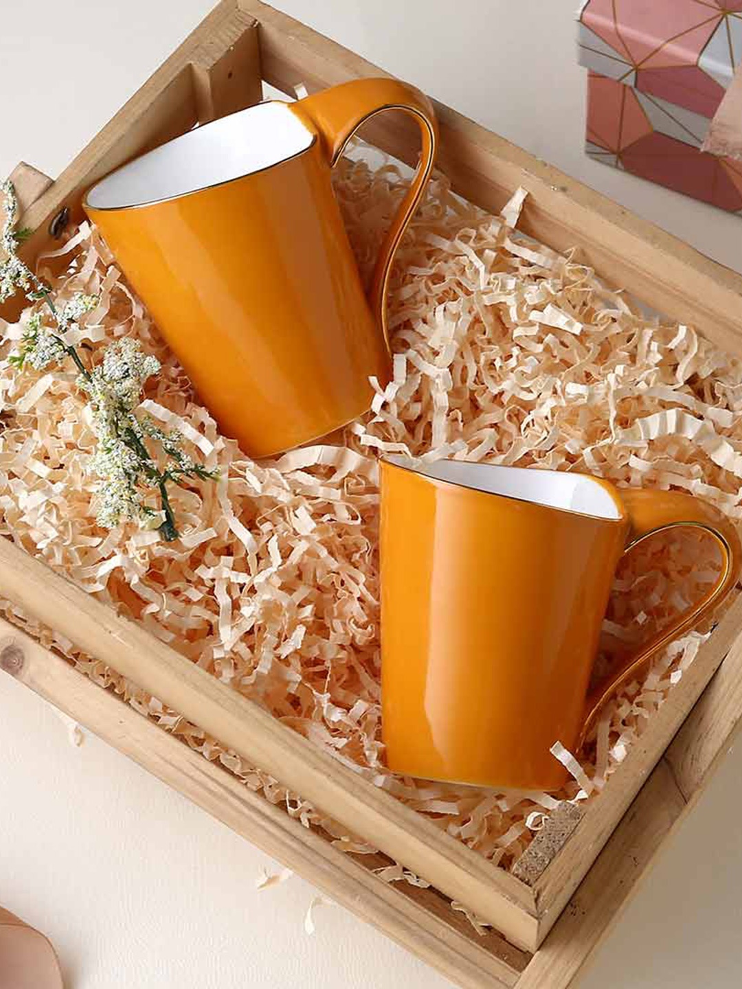 

Wonderchef Yellow & White Set Of 2 Solid Sicilia Fine Bone China Glossy Mugs