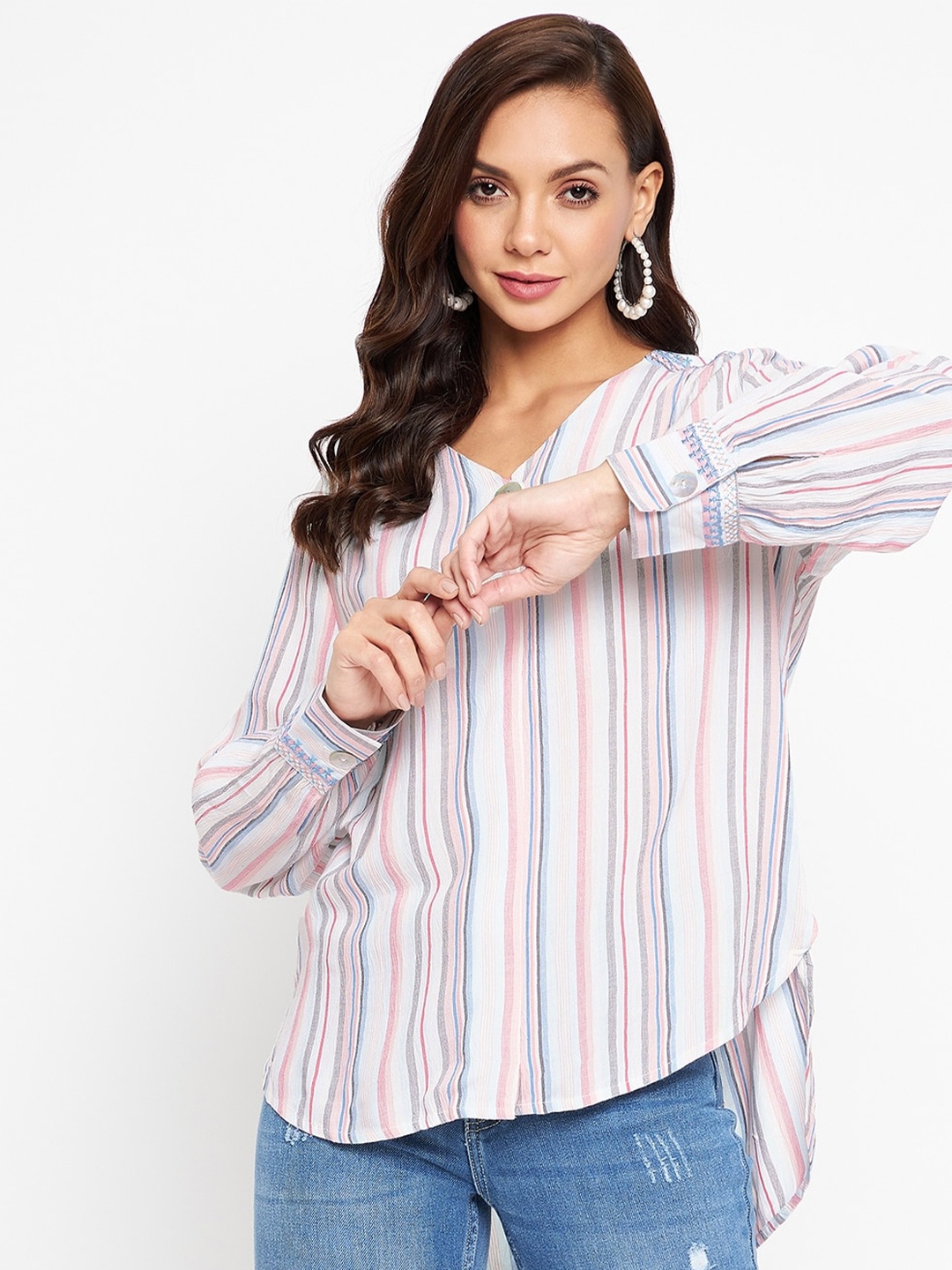 

Madame Off White & Blue V-Neck Striped Top