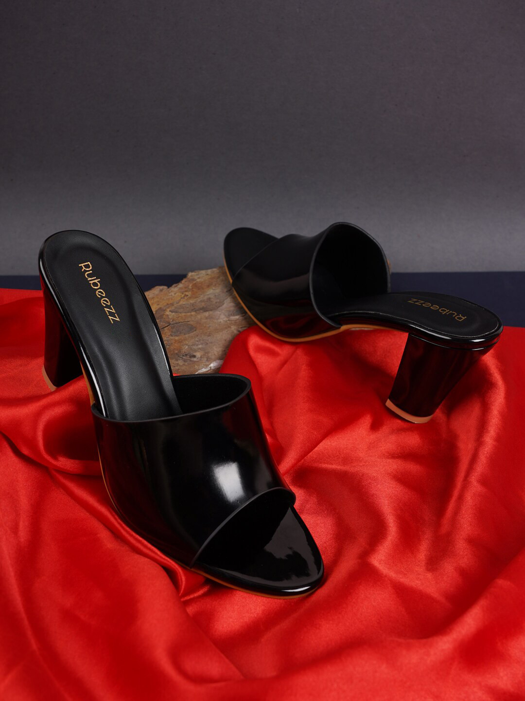 

Rubeezz Black Block Heels
