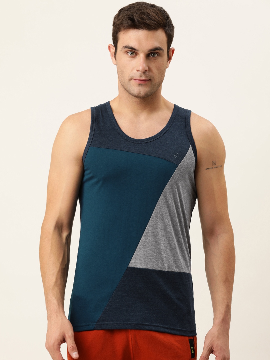 

Sweet Dreams Men Navy Blue And Grey Colourblocked Lounge T-shirt