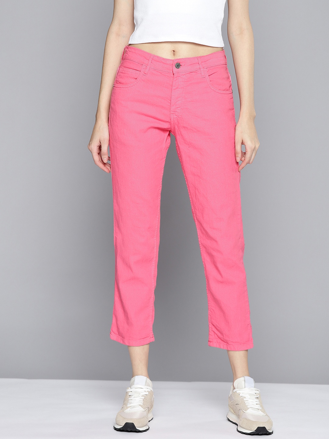 

Harvard Women Pink Solid Straight Fit Stretchable Jeans