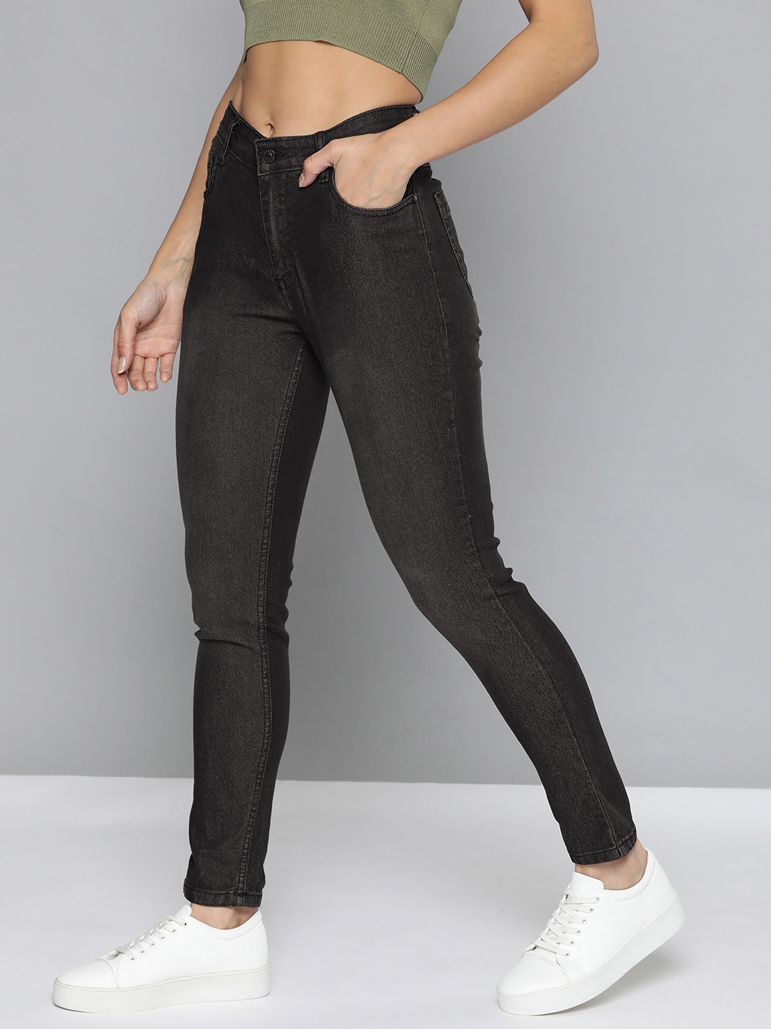 

Harvard Women Black Super Skinny Fit Stretchable Jeans