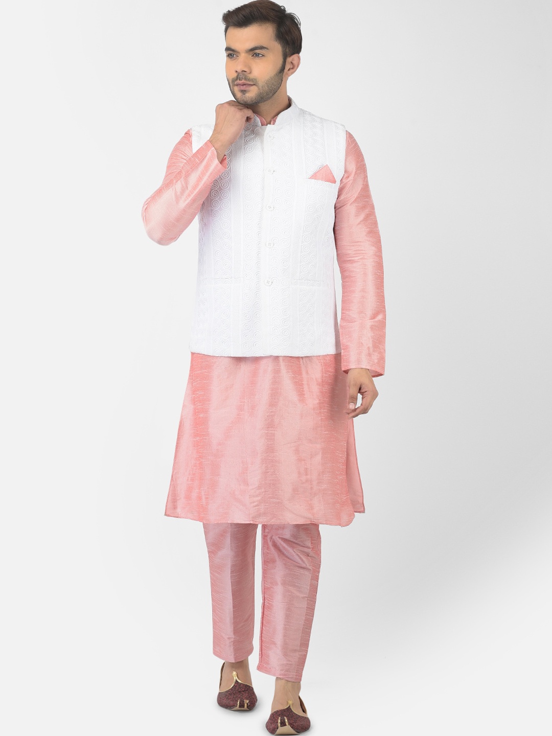 

DEYANN Men White Kurta with Pyjamas