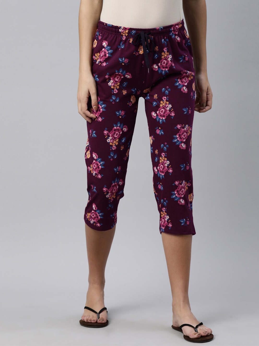 

Kryptic Women Floral Printed Pure Cotton Relaxed Fit Capris, Burgundy