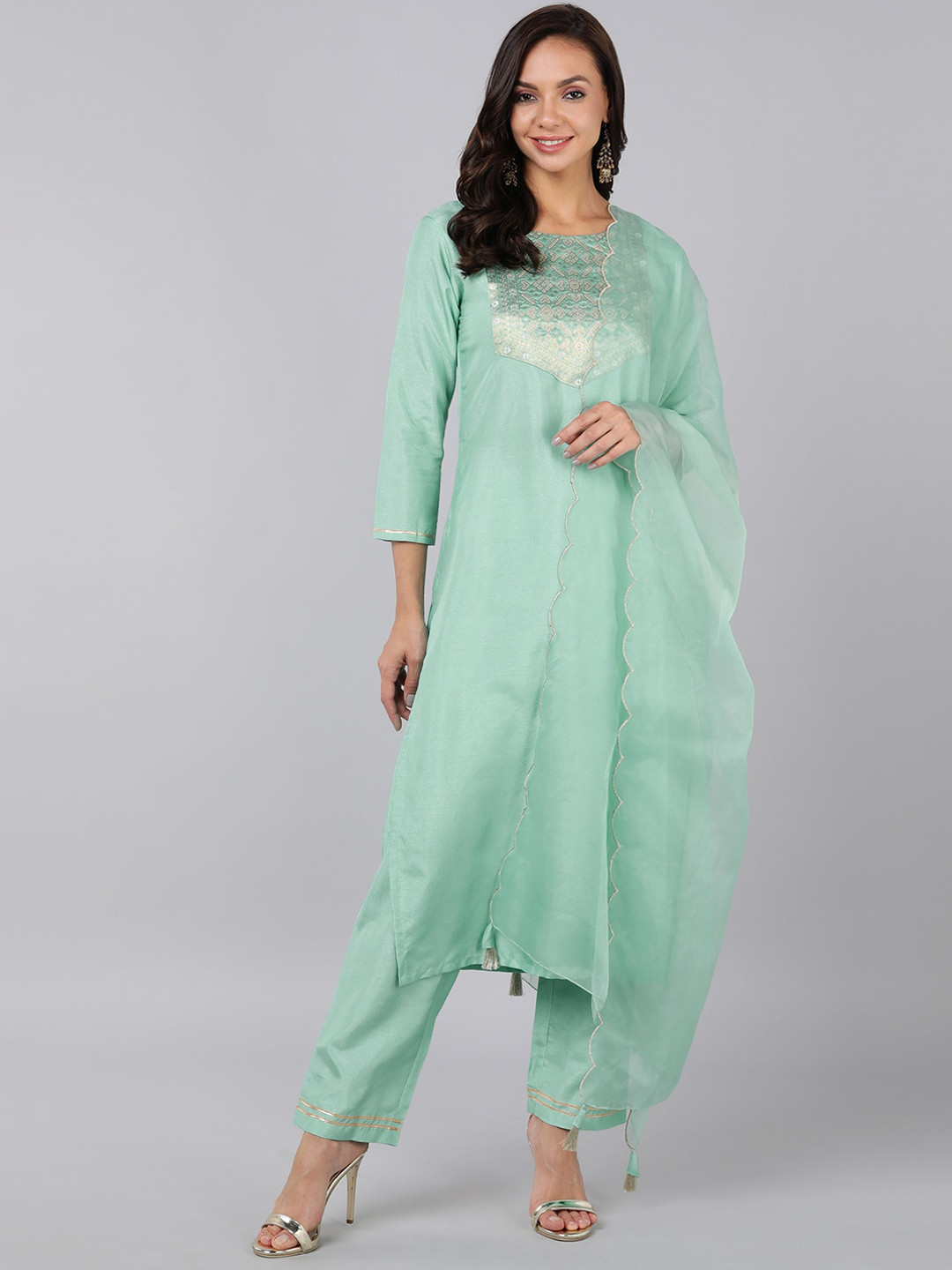 

AHIKA Women Sea Green Floral Yoke Design Kurti with Palazzos & With Dupatta