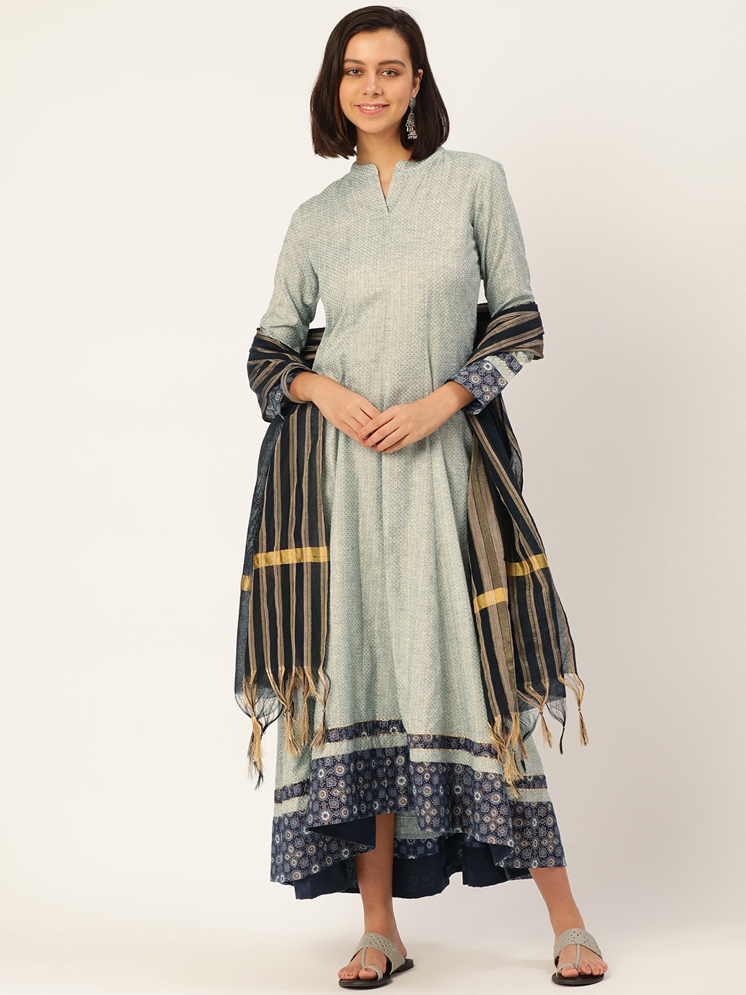 

MAAND Women Grey & Blue Printed Anarkali Kurta With Dupatta