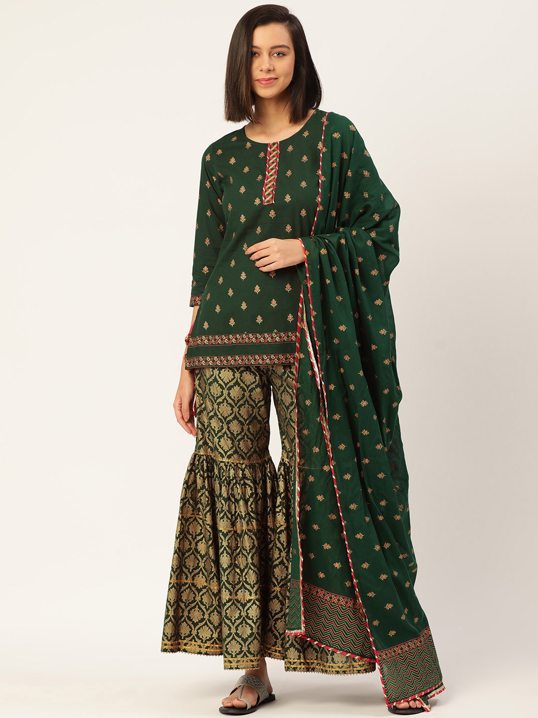 

MAAND Women Green Ethnic Motifs Printed Gotta Patti Pure Cotton Kurti with Sharara & With Dupatta