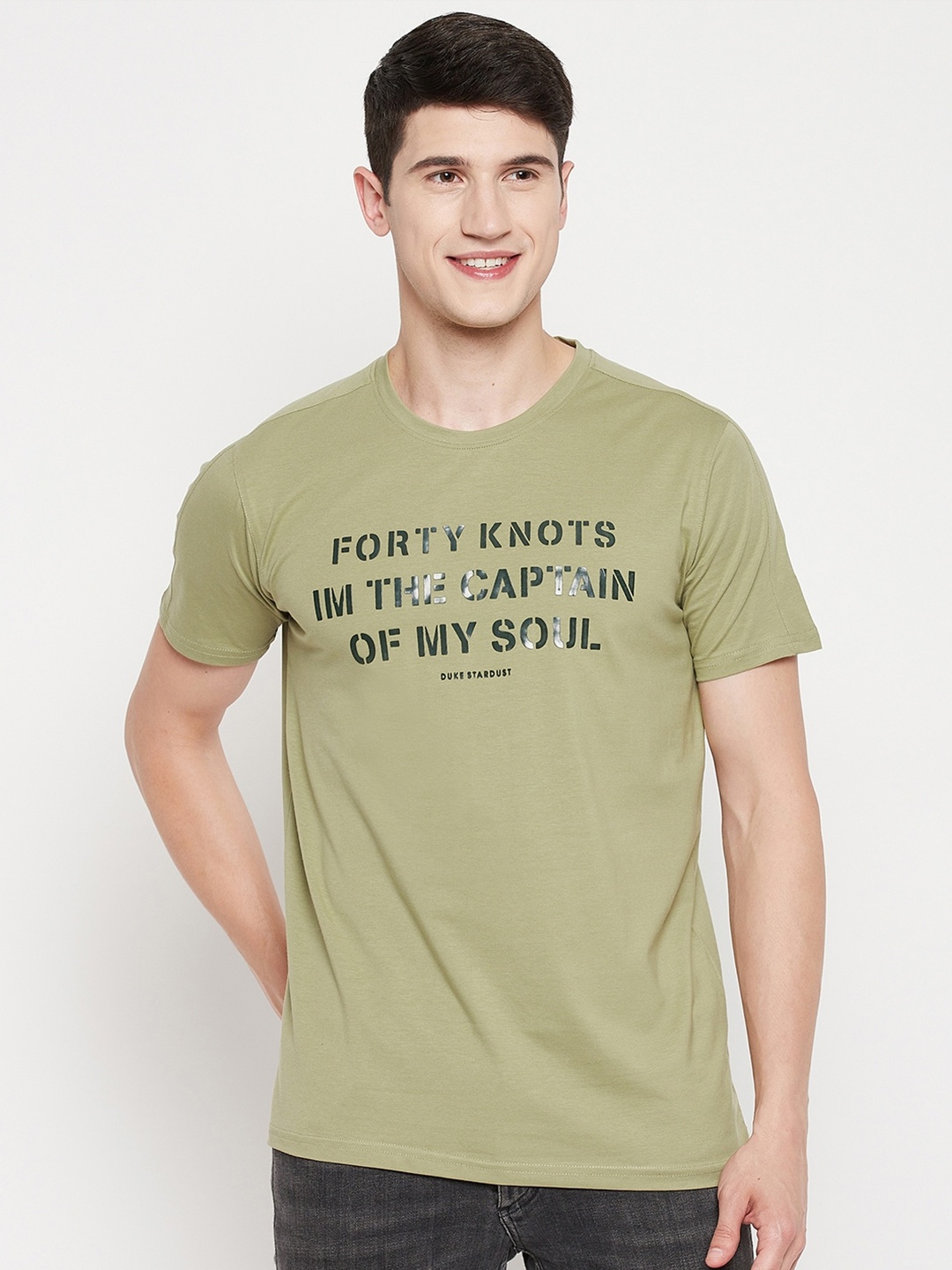 

Duke Men Green Typography Printed Slim Fit Cotton T-shirt