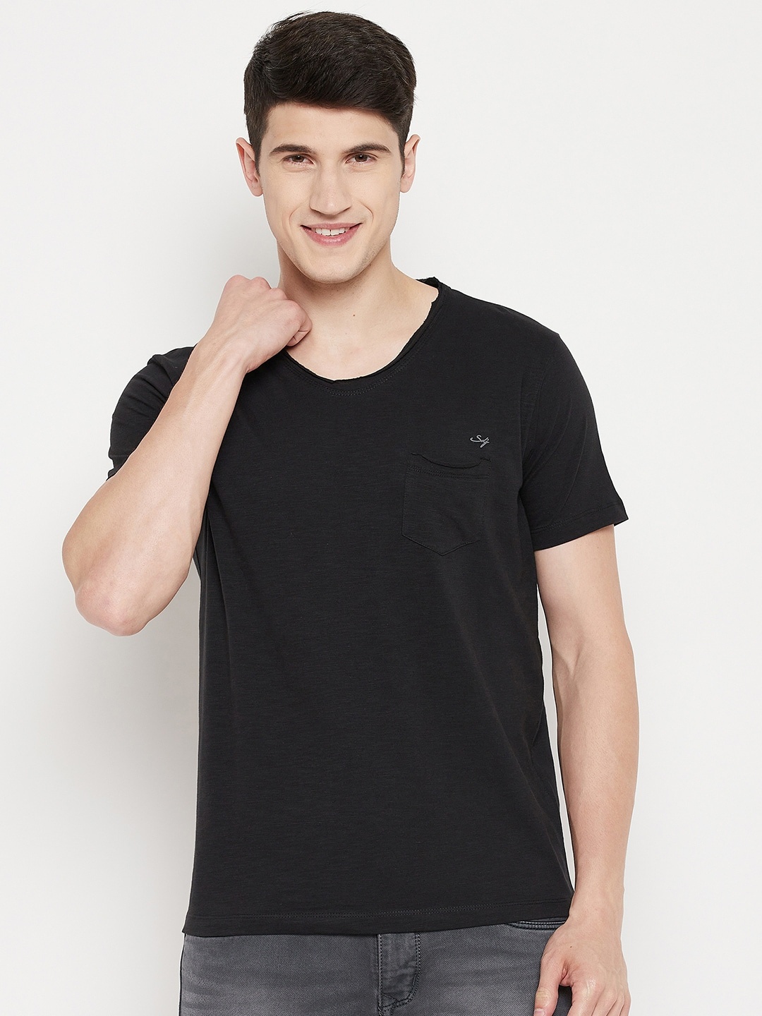 

Duke Men Black Slim Fit Cotton T-shirt