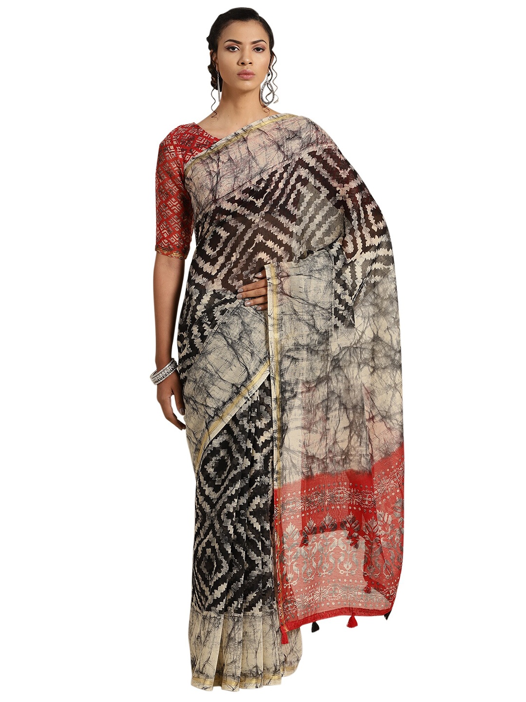 

KALINI Black & Cream-Coloured Abstract Printed Zari Saree