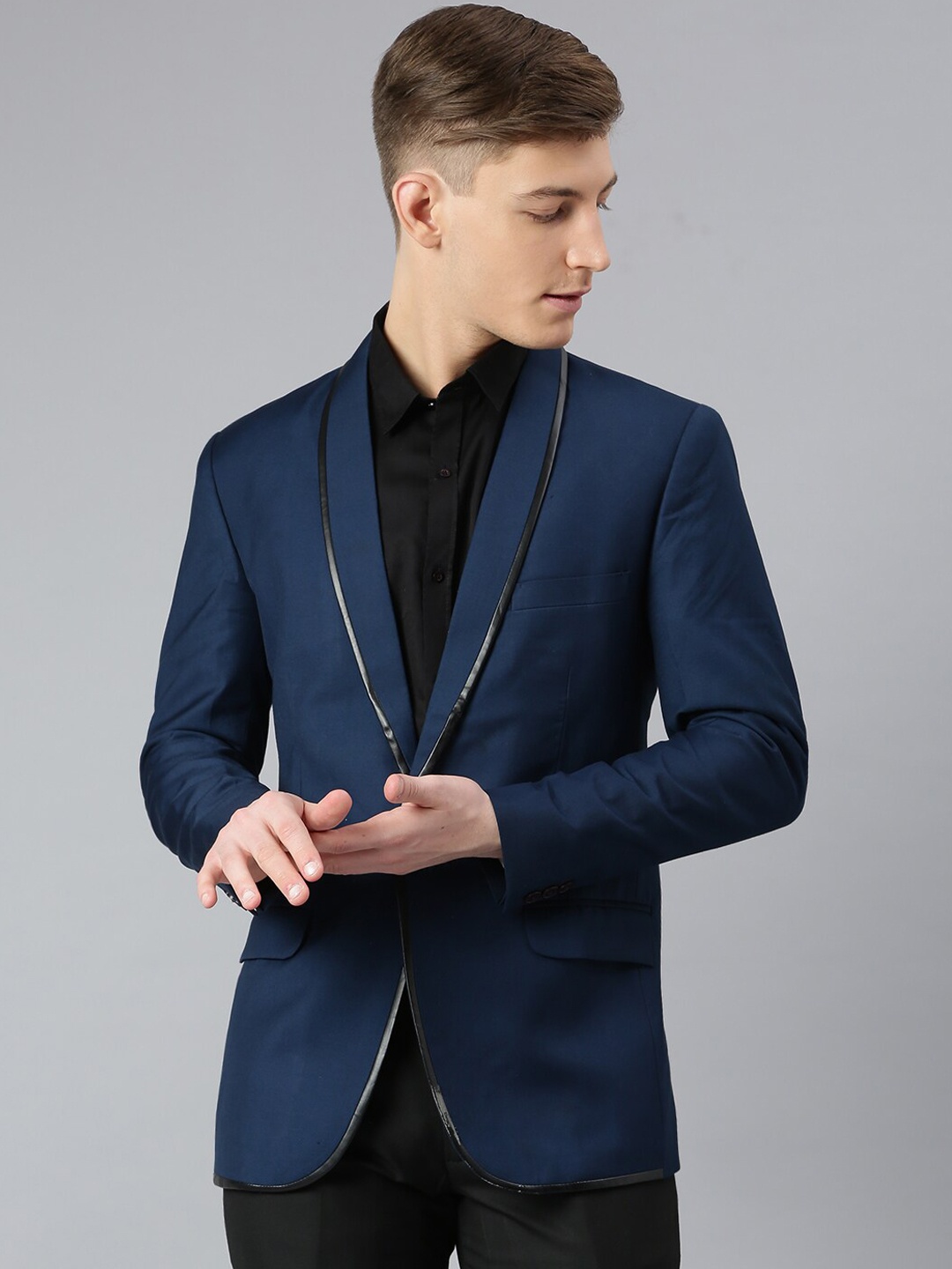 

MR BUTTON Men Blue Solid Slim-Fit Single-Breasted Casual Blazer