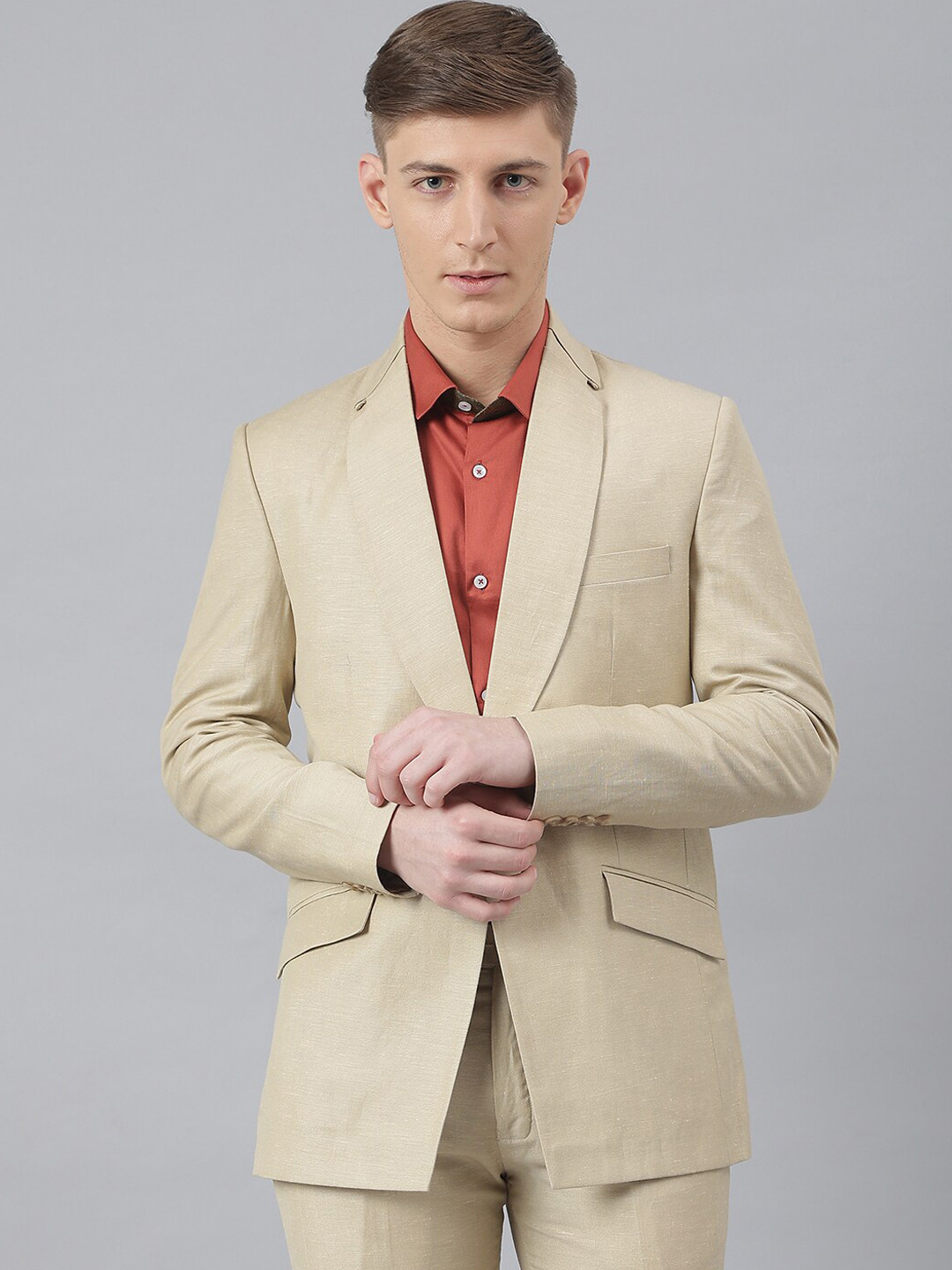 

MR BUTTON Men Beige Solid Slim-Fit Single-Breasted Formal Blazer