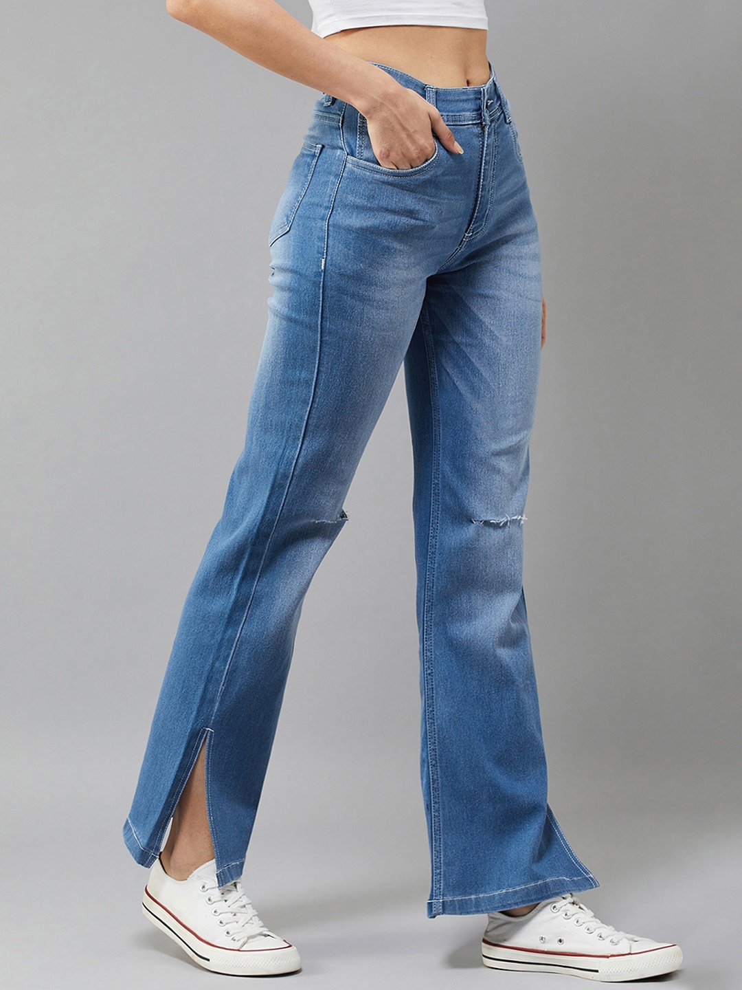 

DOLCE CRUDO Women Blue Wide Leg Slash Knee Light Fade Stretchable Jeans