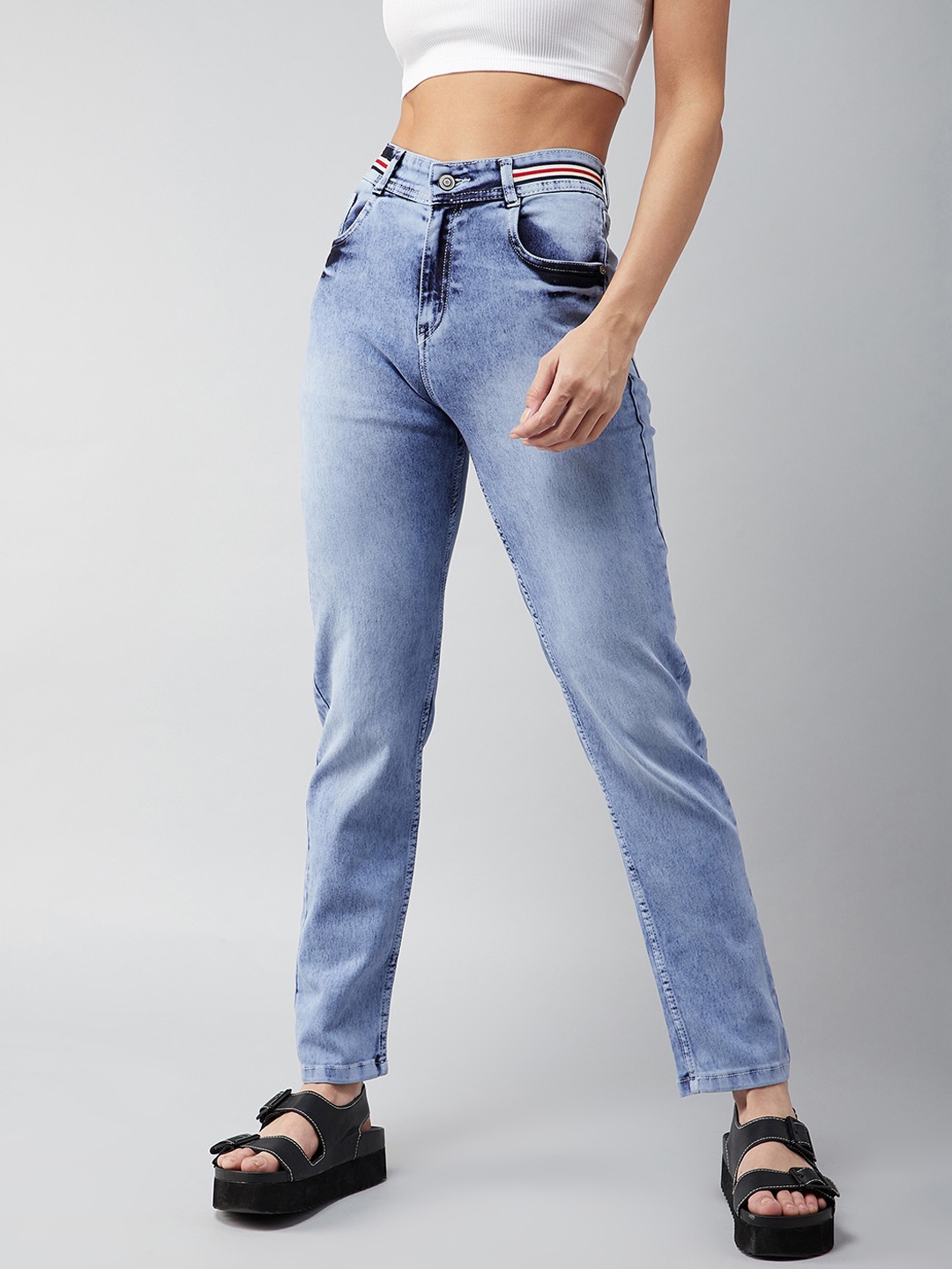 

DOLCE CRUDO Women Blue High-Rise Heavy Fade Twill Stretchable Jeans
