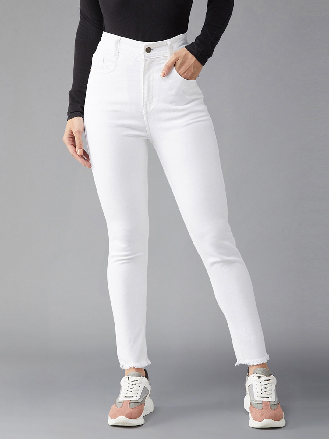 

DOLCE CRUDO Women White Skinny Fit High-Rise Stretchable Jeans