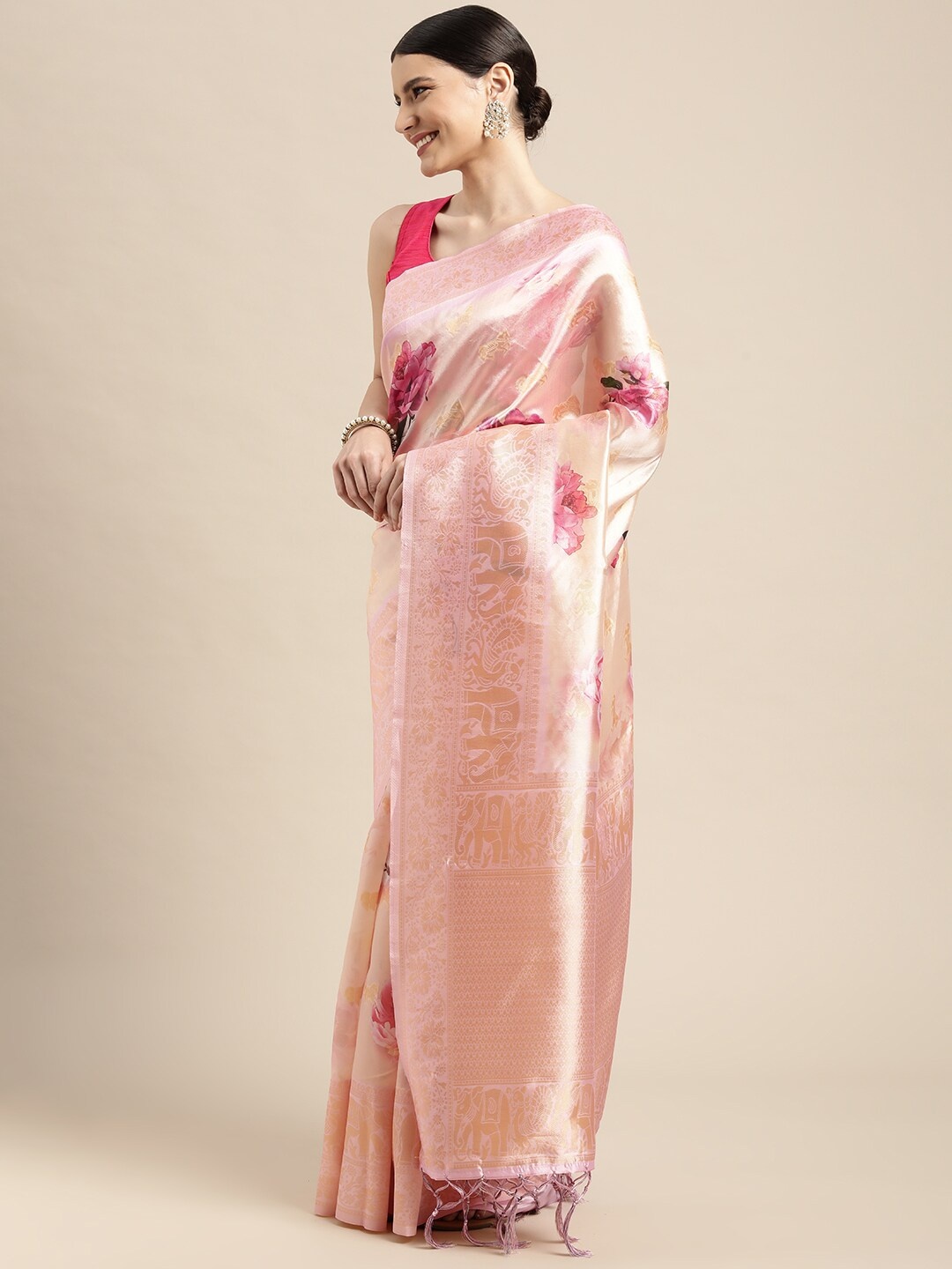

Leeza Store Cream-Coloured & Pink Floral Printed Zari Saree