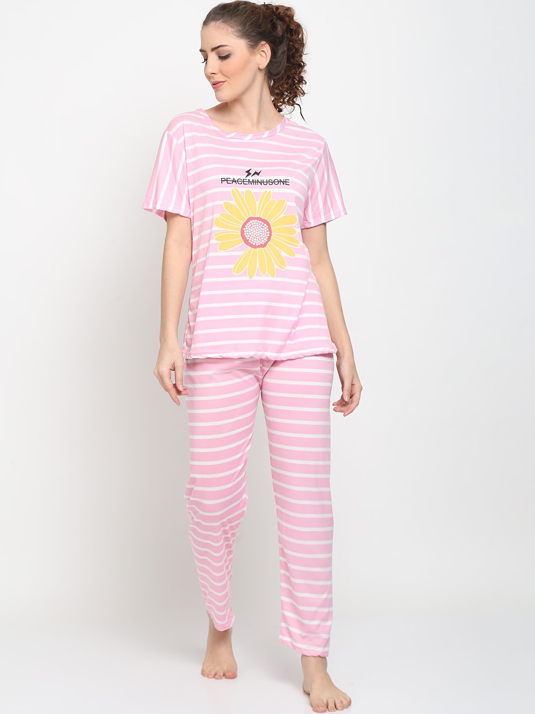 

TAG 7 Women Pink & White Printed Night suit