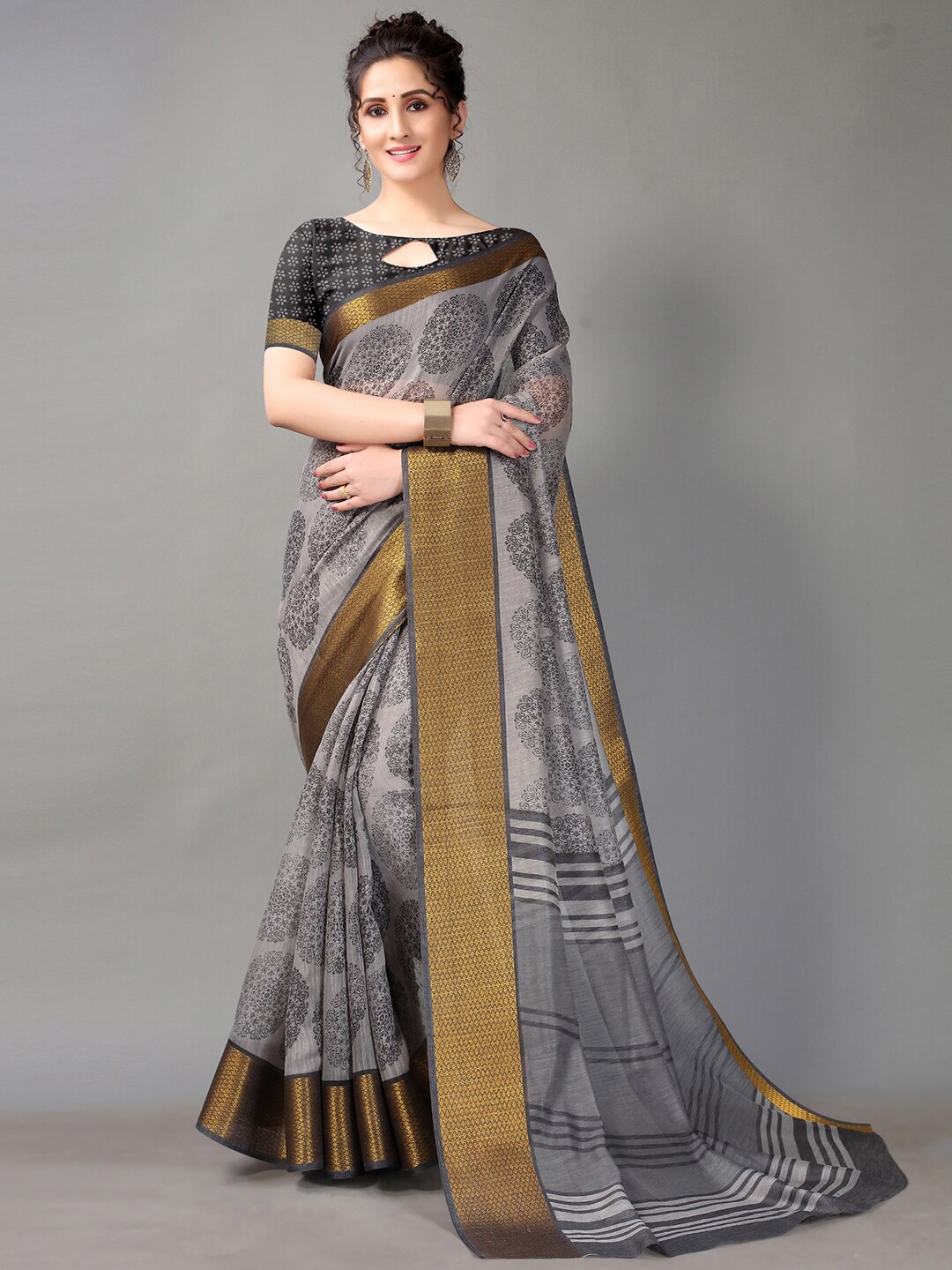 

HRITIKA Grey & Gold-Toned Batik Printed Saree