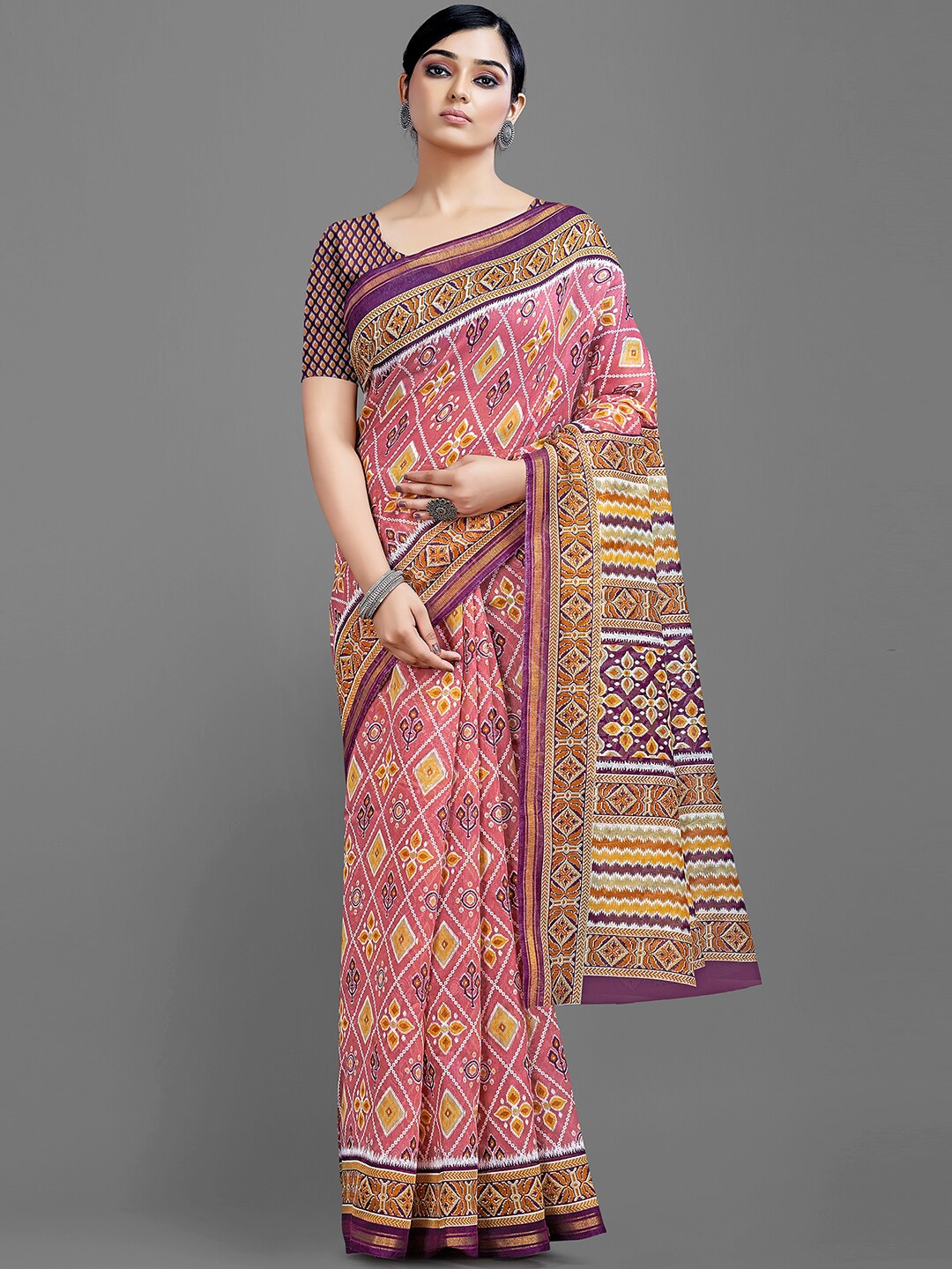 

HRITIKA Peach-Coloured & Brown Bandhani Zari Cotton Blend Bandhani Saree