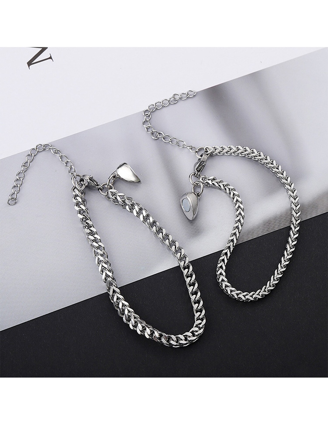 

Vembley Women 2 Silver-Plated Couple Megnet Link Bracelet