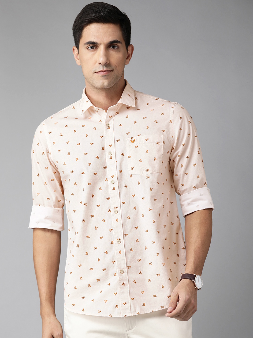 

Blackberrys Men Peach-Coloured Pure Cotton India Slim Fit Floral Print Casual Shirt