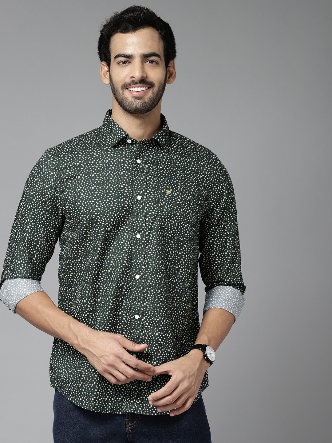 

Blackberrys Men Green & White Pure Cotton India Slim Fit Printed Casual Shirt