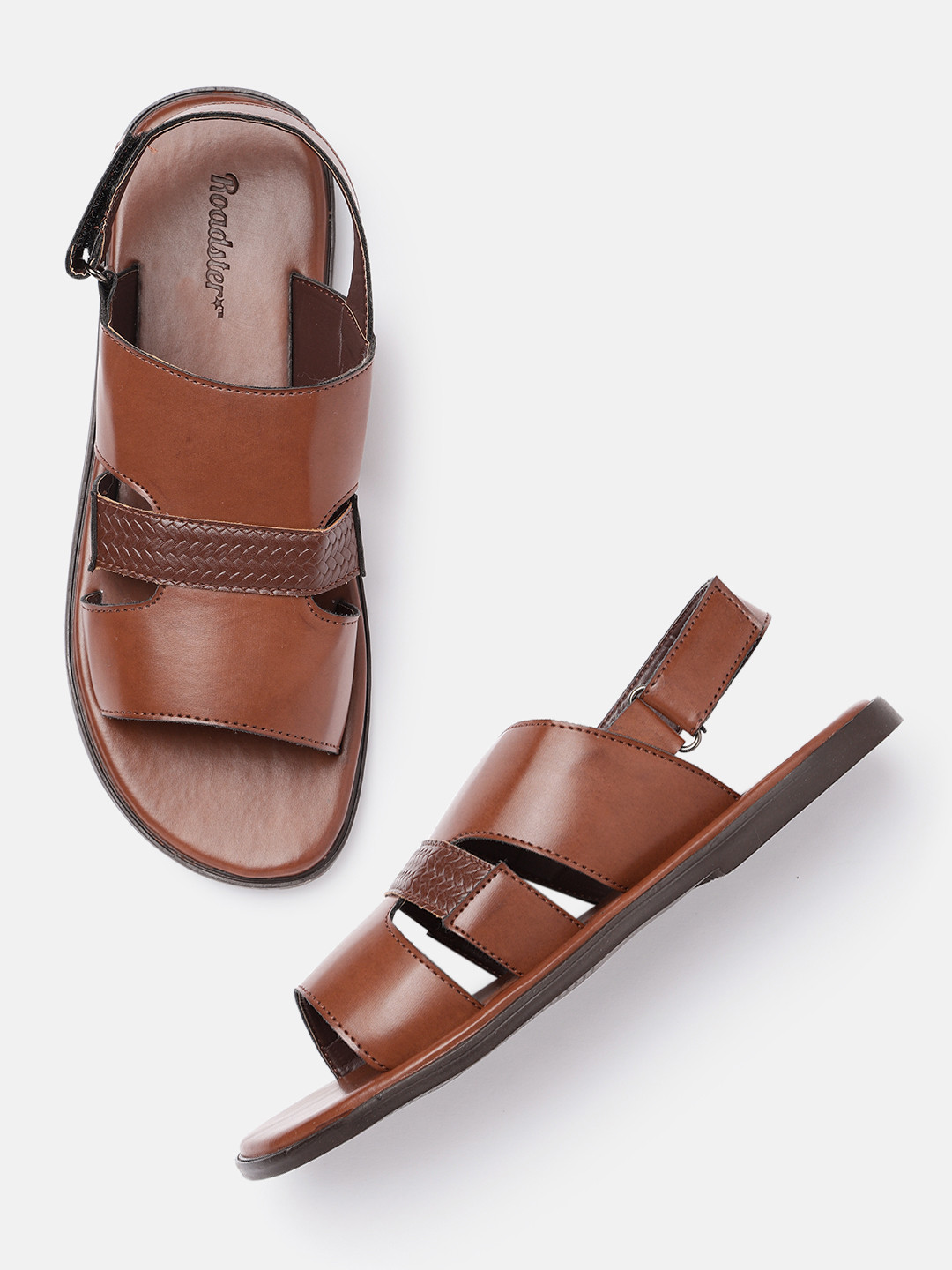 

Roadster Men Brown Fisherman Sandals
