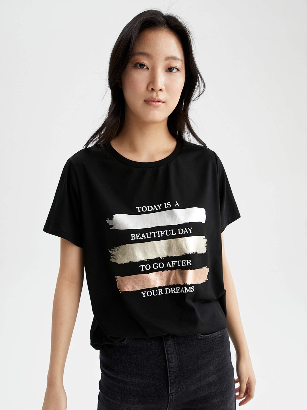 

DeFacto Women Black & White Printed T-shirt
