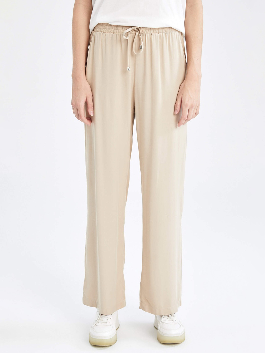 

DeFacto Women Beige Solid Pleated Trousers