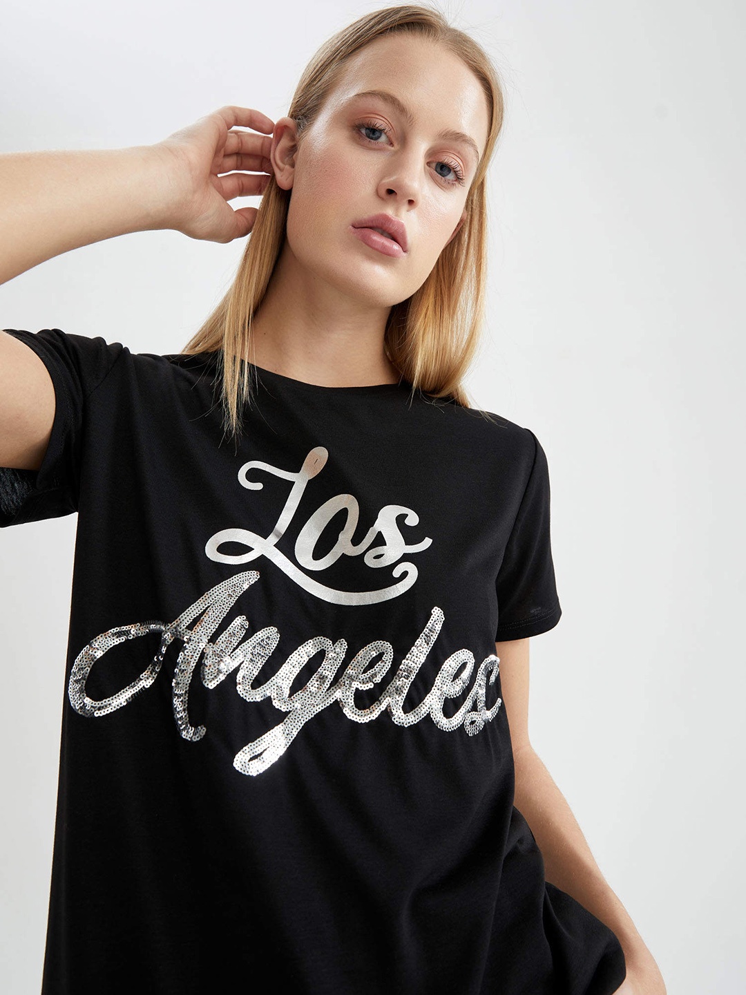 

DeFacto Women Black Typography Printed T-shirt