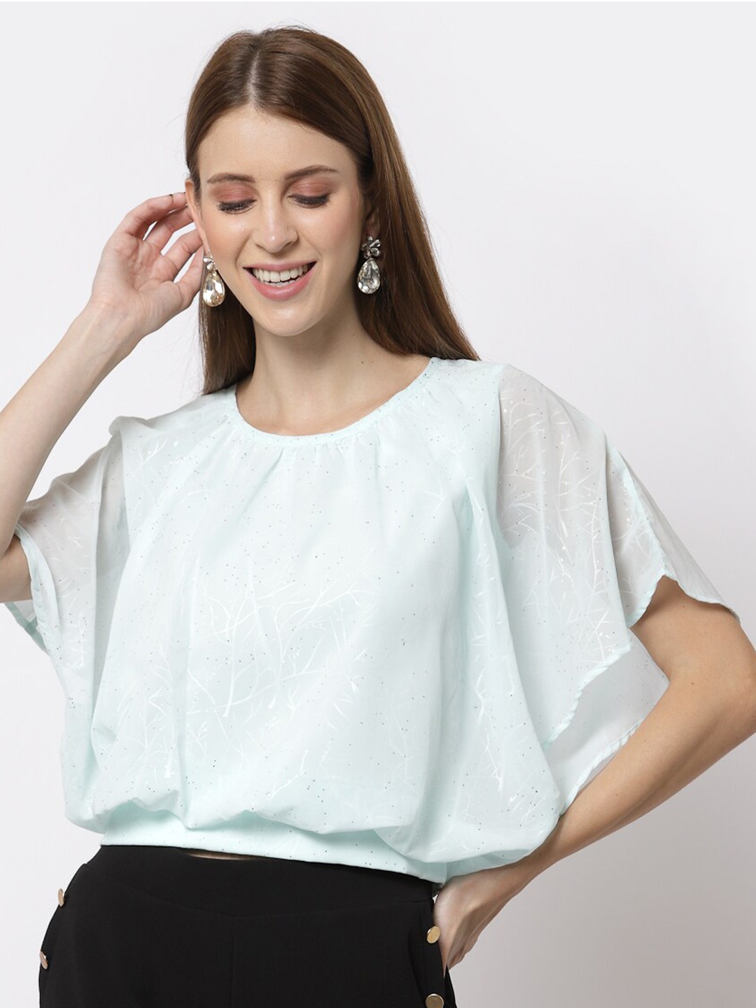 

Juelle Green Solid Batwing Sleeves Blouson Top