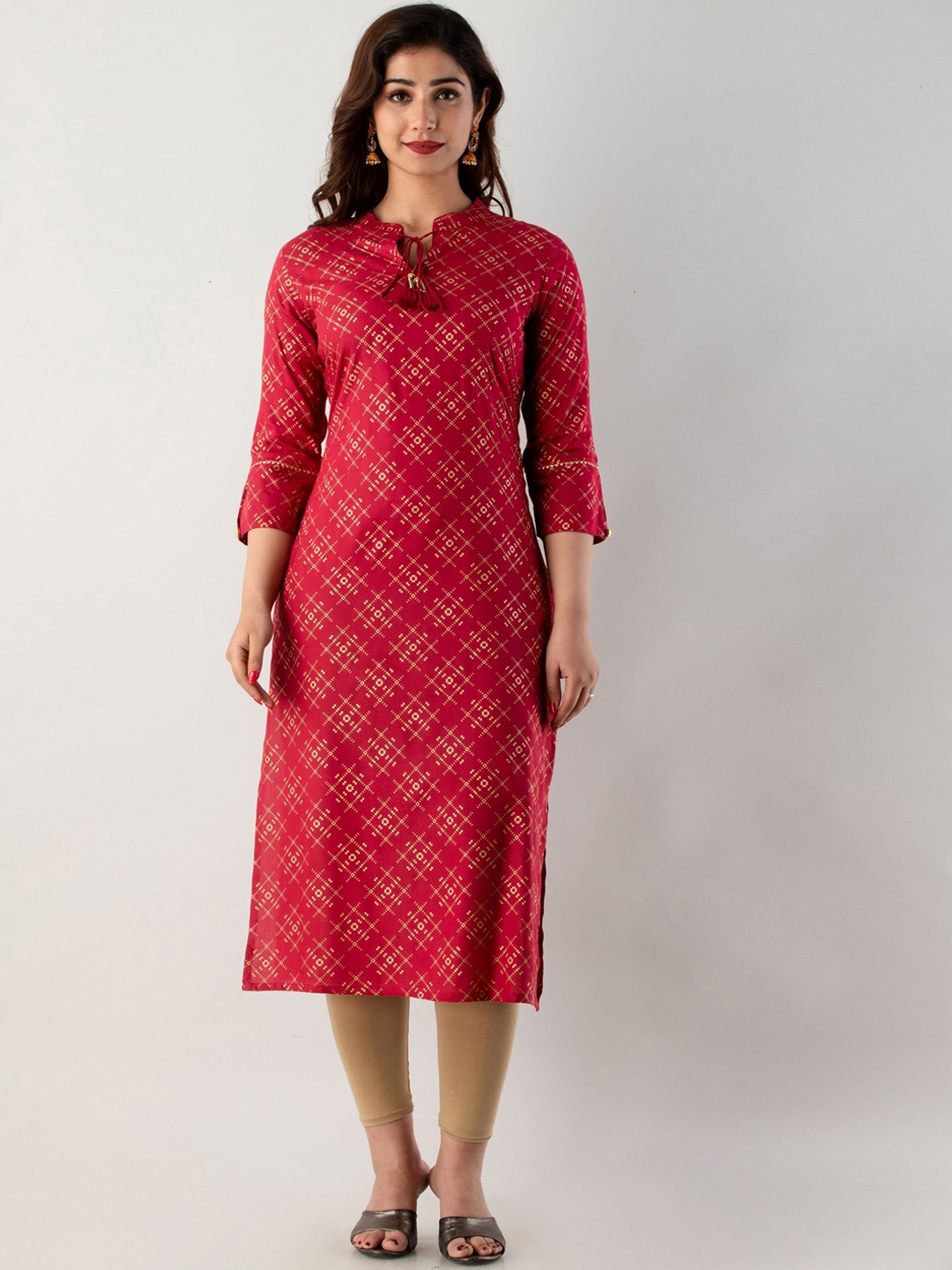 

Charu Women Red Geometric Printed Kurta