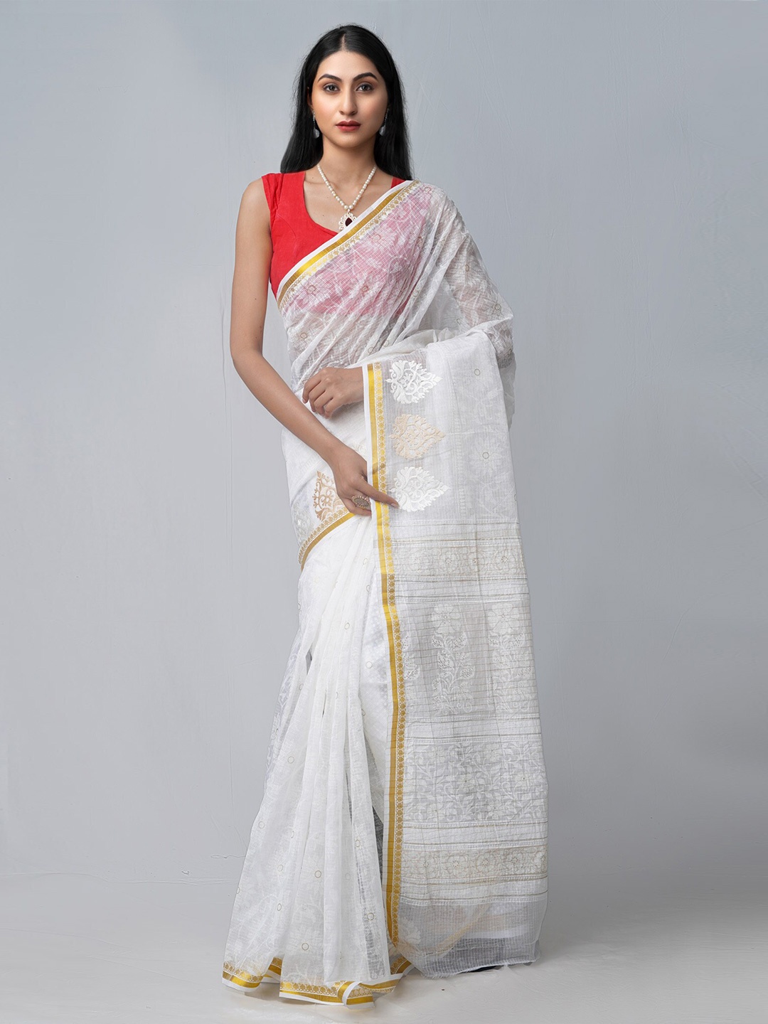 

Unnati Silks White & Gold-Toned Ethnic Motifs Pure Cotton Kota Saree