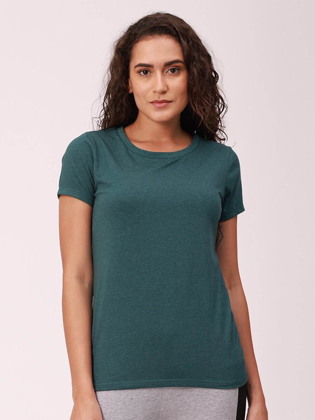 

De Moza Women Green Solid Top