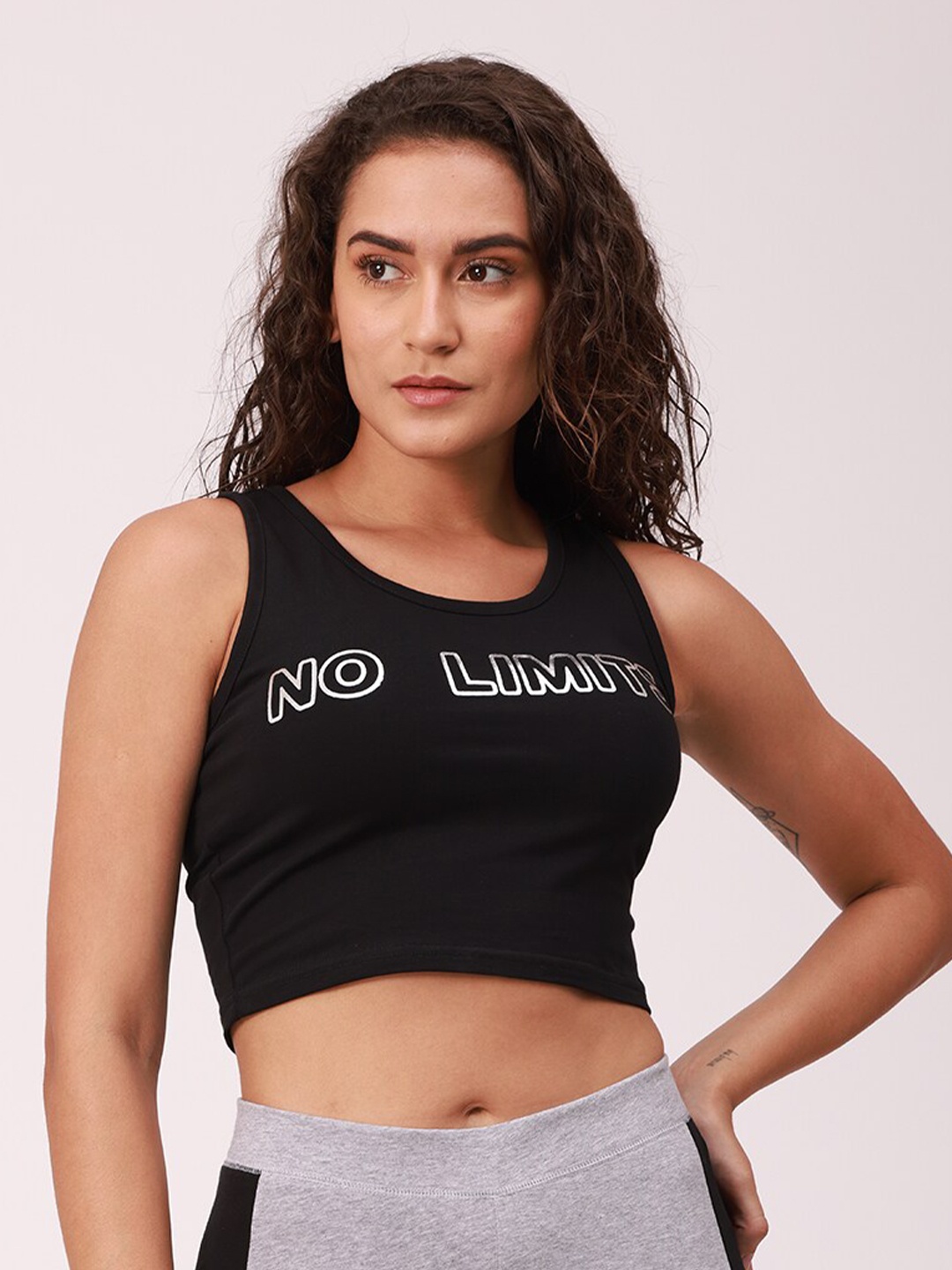 

De Moza Black Print Knitted Crop Top