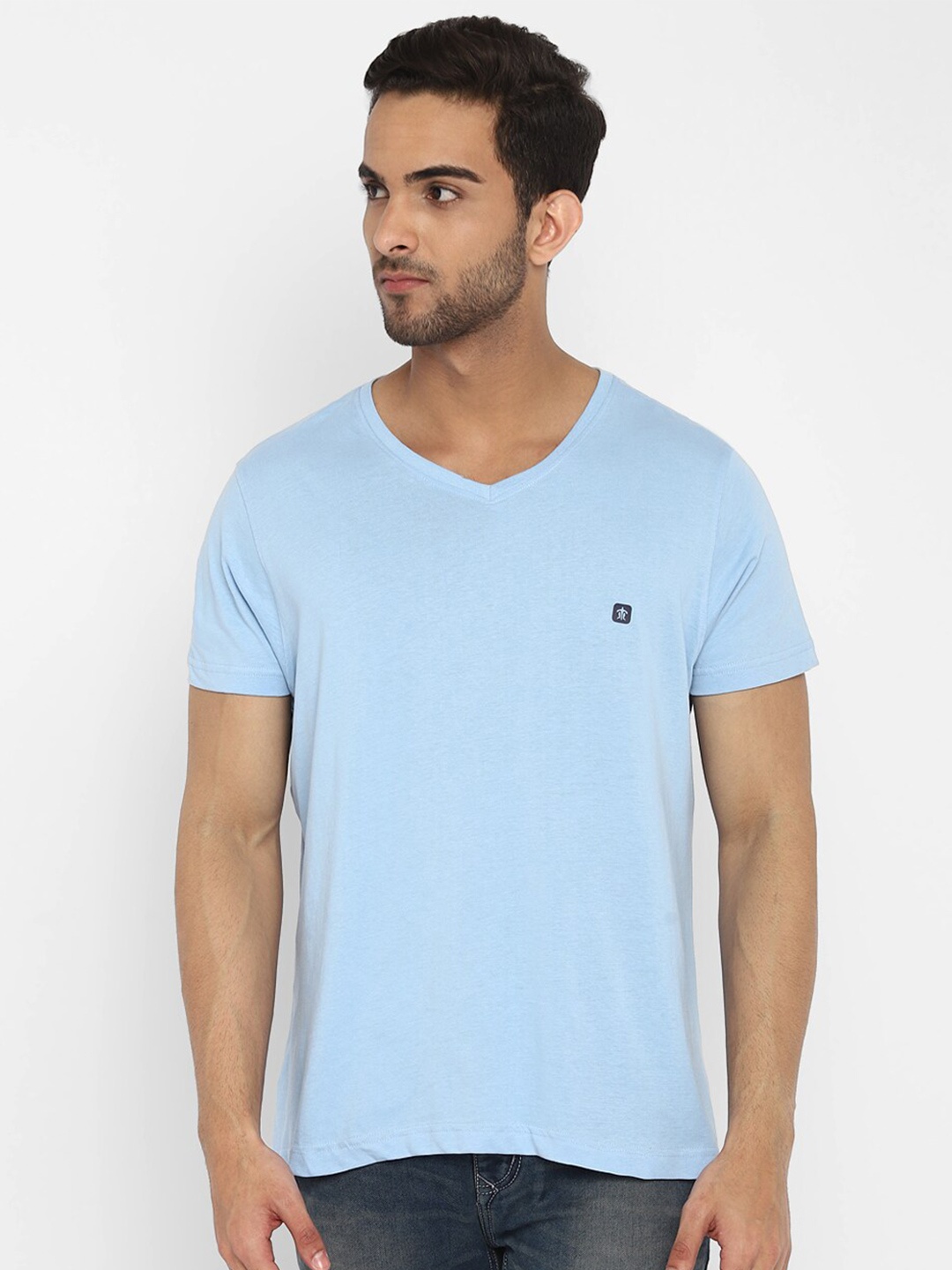 

Turtle Men Blue V-Neck Slim Fit T-shirt