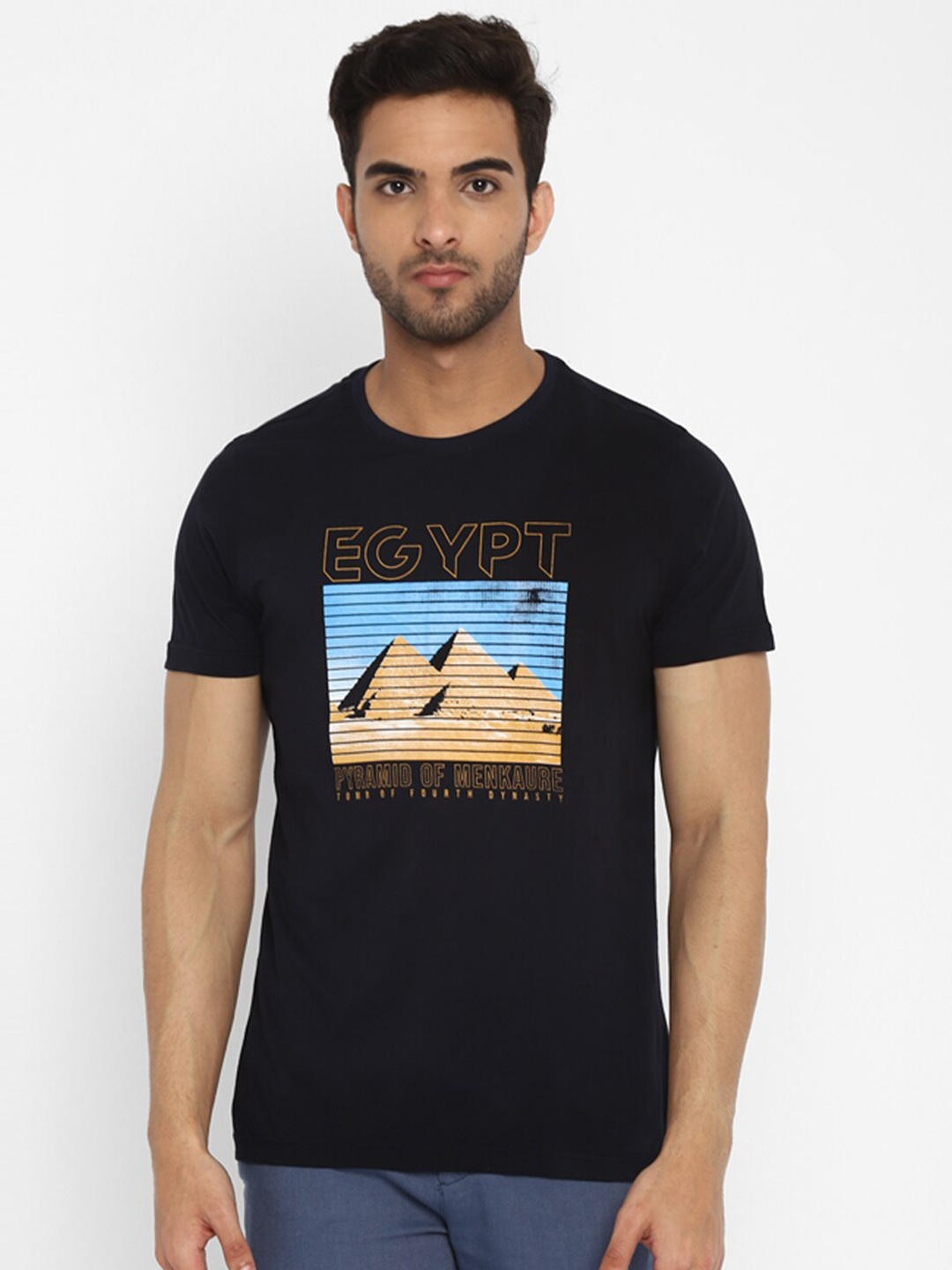 

Turtle Men Black Printed Pure Cotton Slim Fit T-shirt